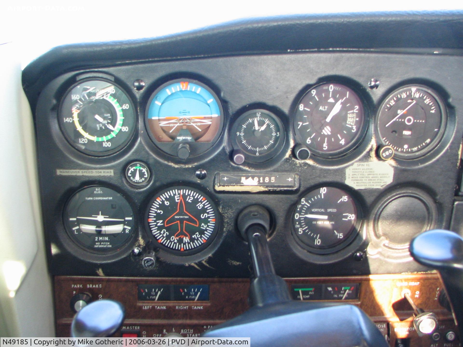 N49185, Cessna 152 C/N 15283435, in the air, returning to PVD after a quick flight