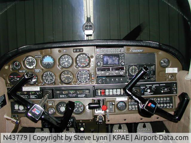 N43779, 1978 Piper PA-28-181 C/N 28-7890014, Panel  Garmin 430, King Nav/COM/GS, DME extras