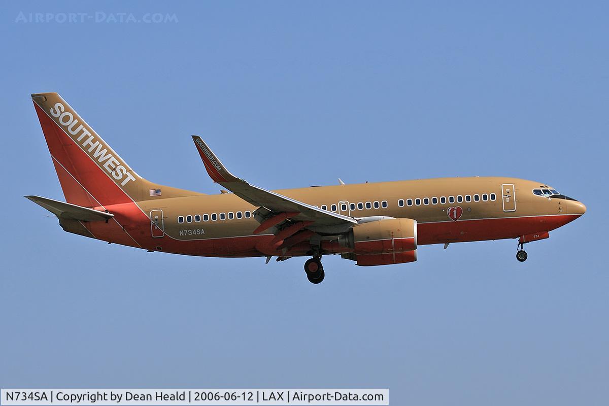 N734SA, 1999 Boeing 737-7H4 C/N 27866, Southwest Airlines N734SA (FLT SWA1047) from Nashville Int'l (KBNA) on short-final to RWY 24R.