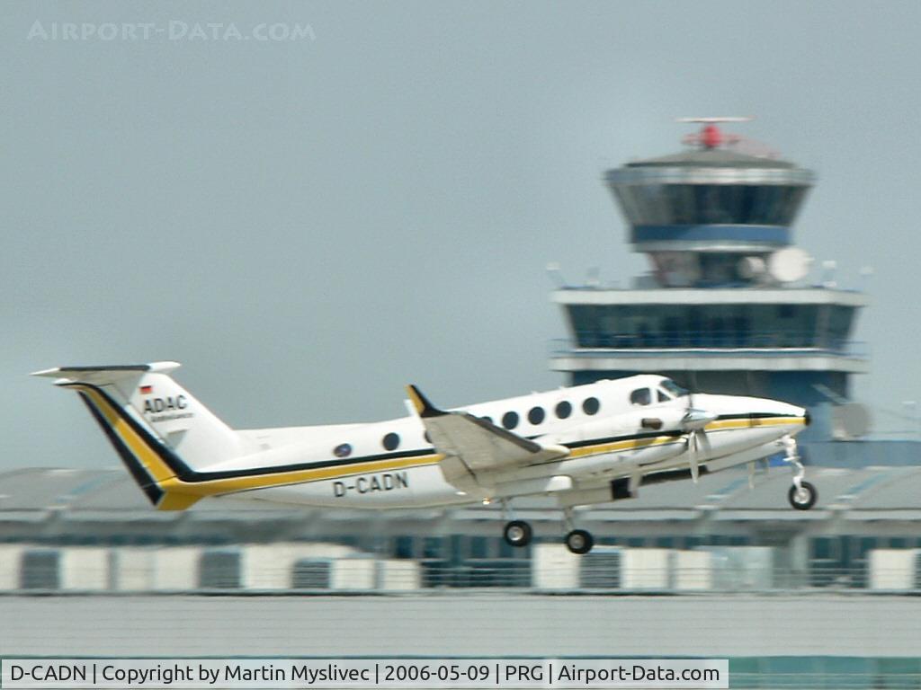 D-CADN, Beech Super King Air 350 C/N FL-101, Beechcraft B300 King Air 350