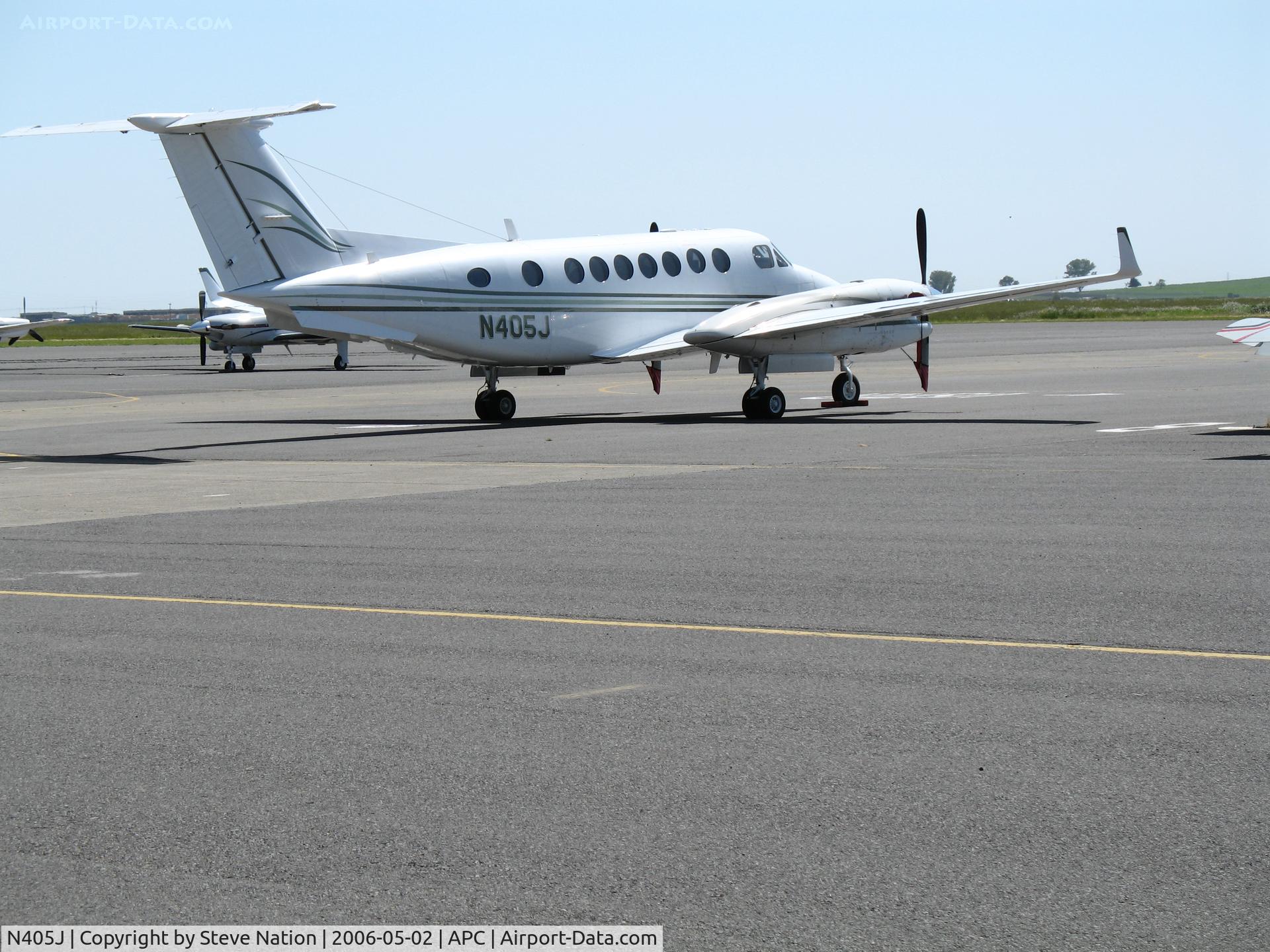 N405J, 1993 Beech B300 King Air C/N FL-112, Jimsair Aviation Services 1993 Beech King Air B300 @ Napa County Airport, CA