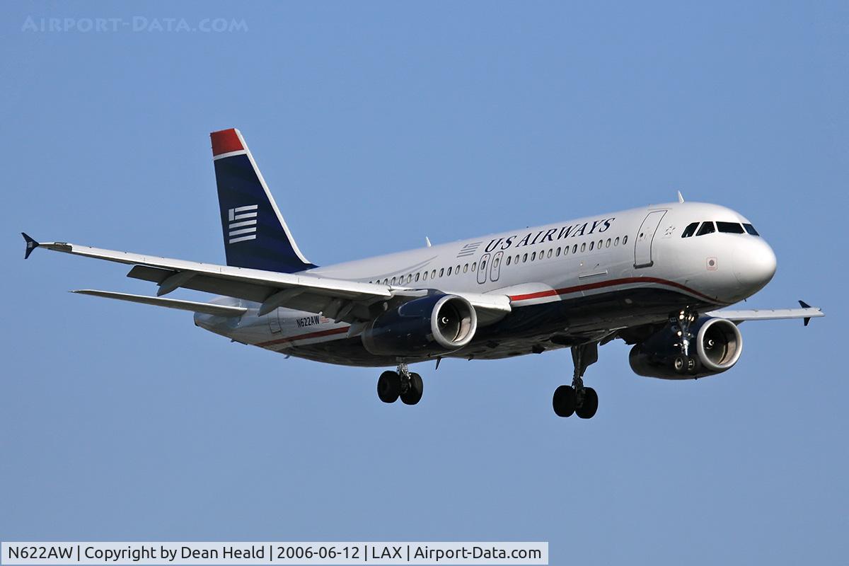N622AW, 1989 Airbus A320-231 C/N 054, America West (US Airways) N622AW (FLT AWE708) from Phoenix Sky Harbor Int'l (KPHX) on final approach to RWY 24R.