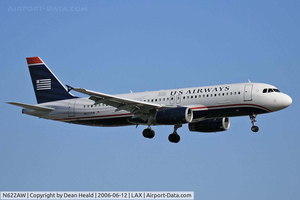 N622AW, 1989 Airbus A320-231 C/N 054, America West (US Airways) N622AW (FLT AWE708) from Phoenix Sky Harbor Int'l (KPHX) on short-final to RWY 24R.