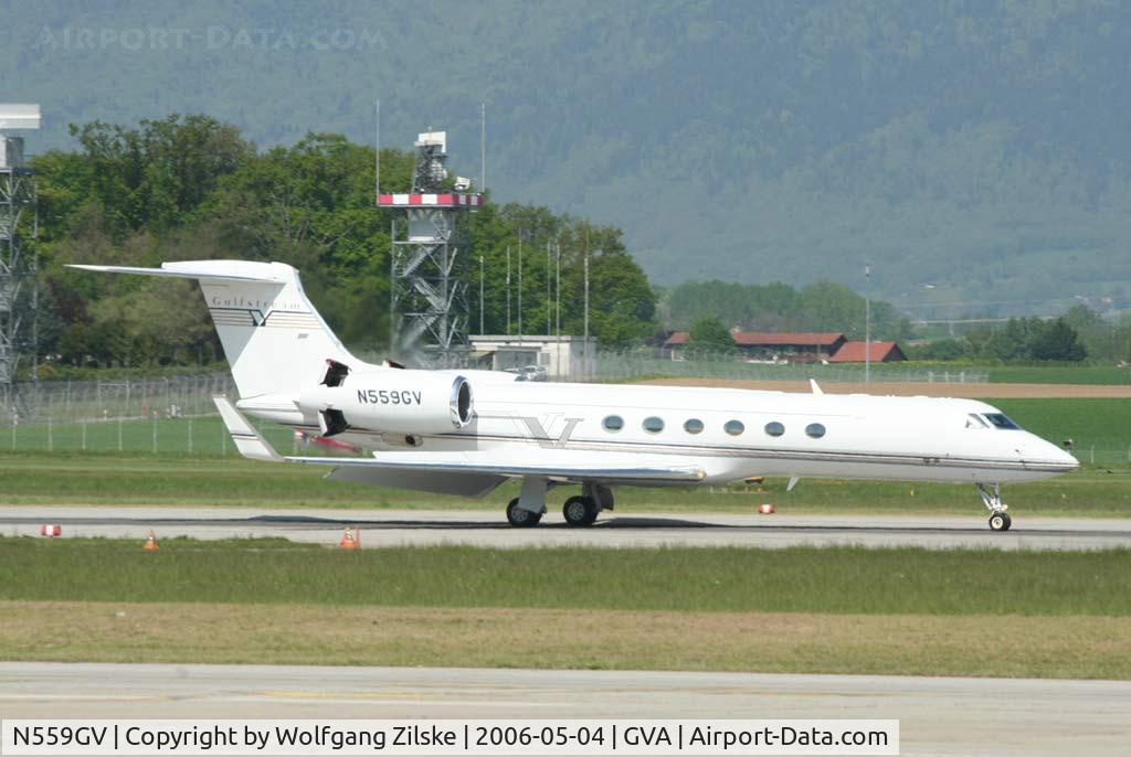 N559GV, 1998 Gulfstream Aerospace Gulfstream V C/N 559, visitor