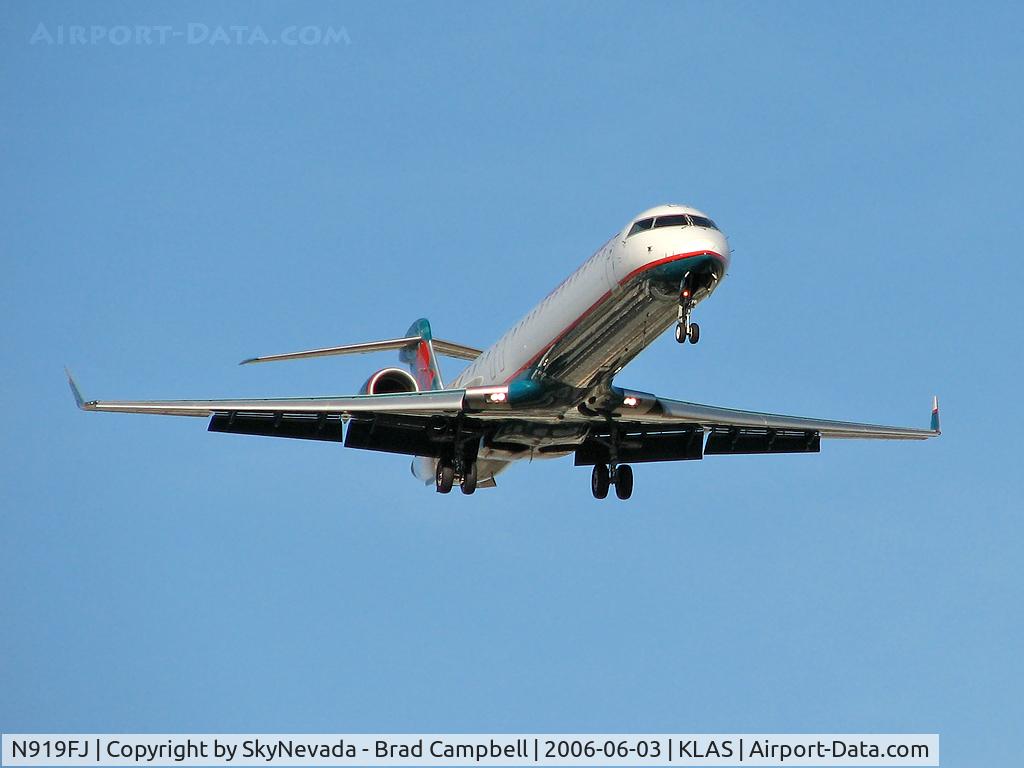 N919FJ, 2004 Bombardier CRJ-900ER (CL-600-2D24) C/N 15019, America West Express - (Mesa Airlines) / 2004 Bombardier Inc CL600-2D24