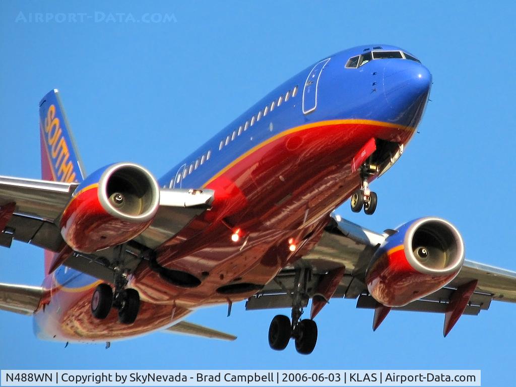 N488WN, 2004 Boeing 737-7H4 C/N 33853, Southwest Airlines / 2004 Boeing 737-7H4