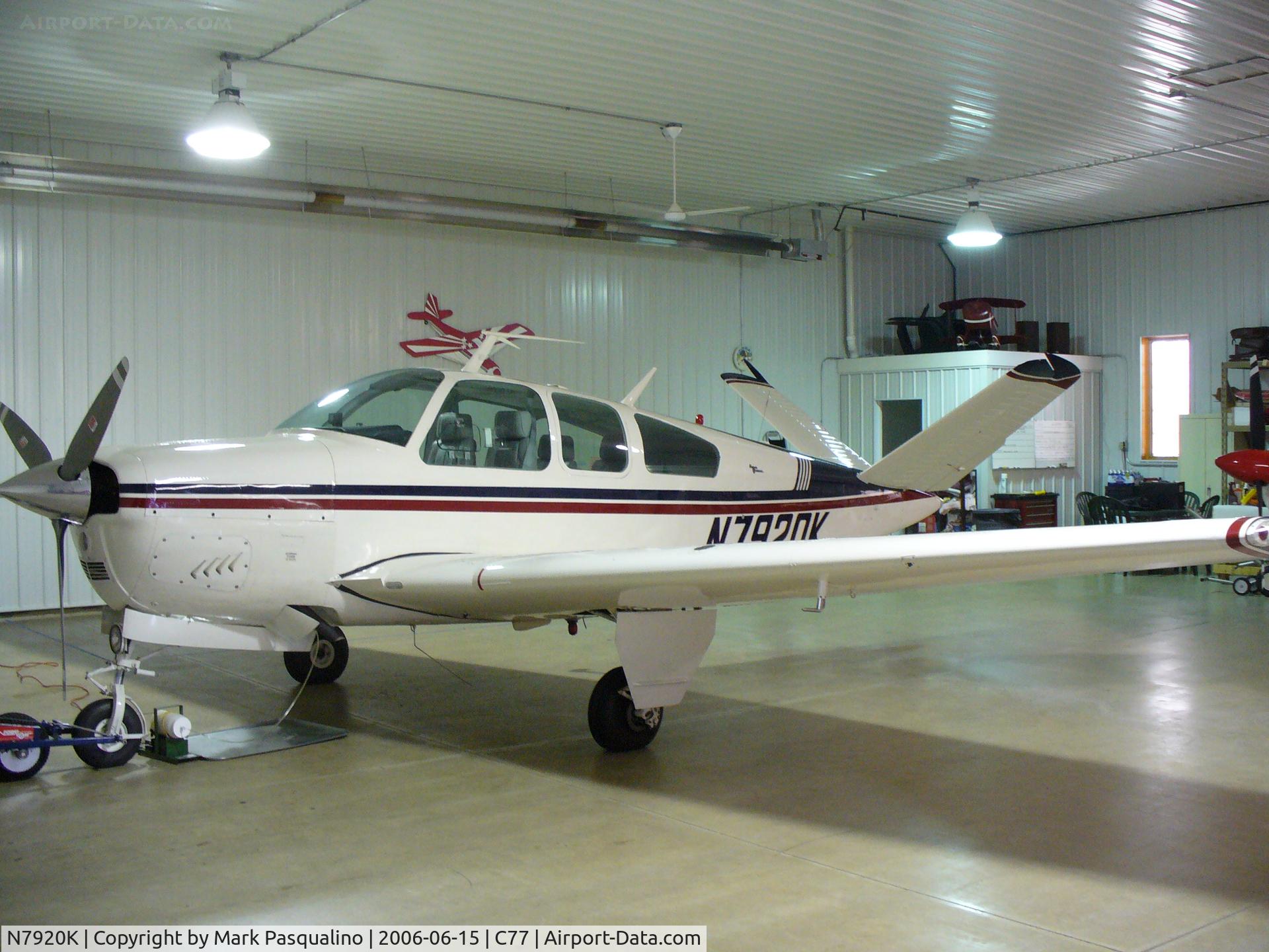 N7920K, 1964 Beech S35 Bonanza C/N D-7413, Beech S35