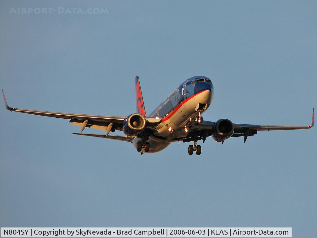 N804SY, 2001 Boeing 737-8Q8 C/N 30689, Sun Country / 2001 Boeing 737-8Q8