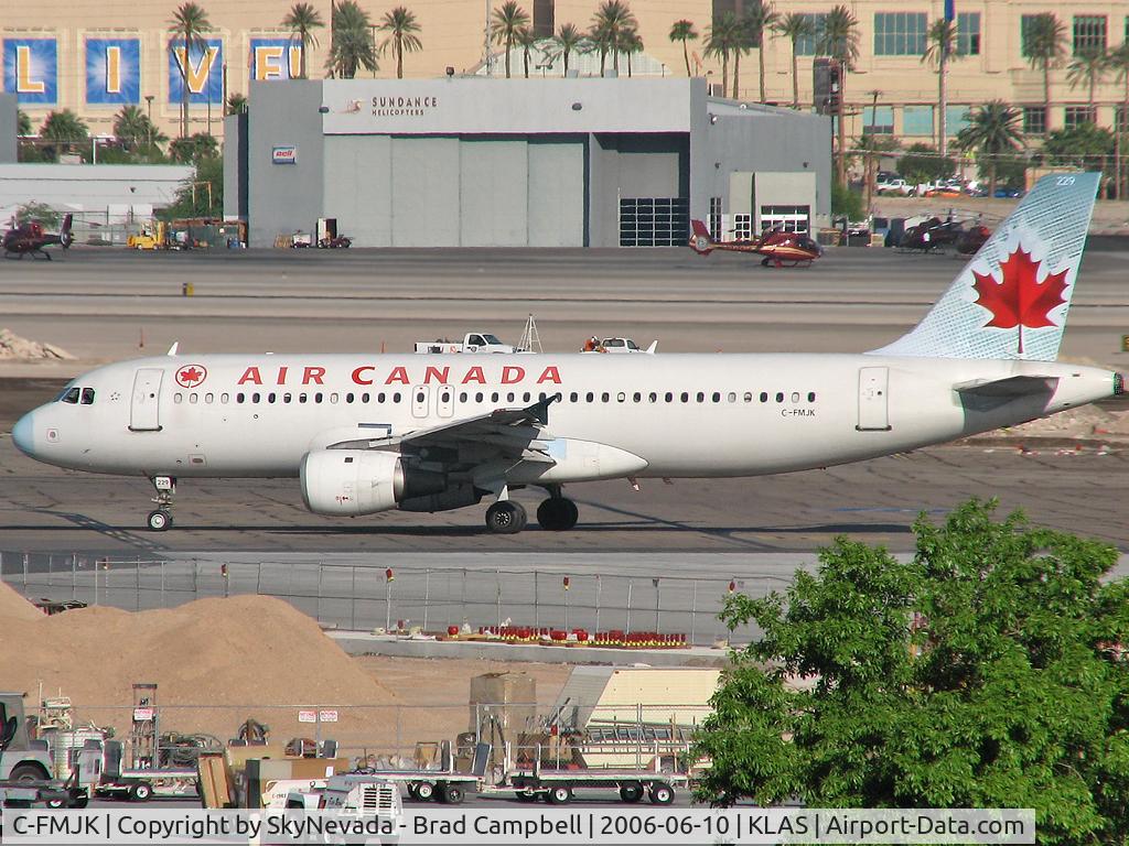 C-FMJK, 1991 Airbus A320-211 C/N 342, Air Canada / 1991 Airbus A320-211 / The tail number sounds like it could be a radio station call sign.