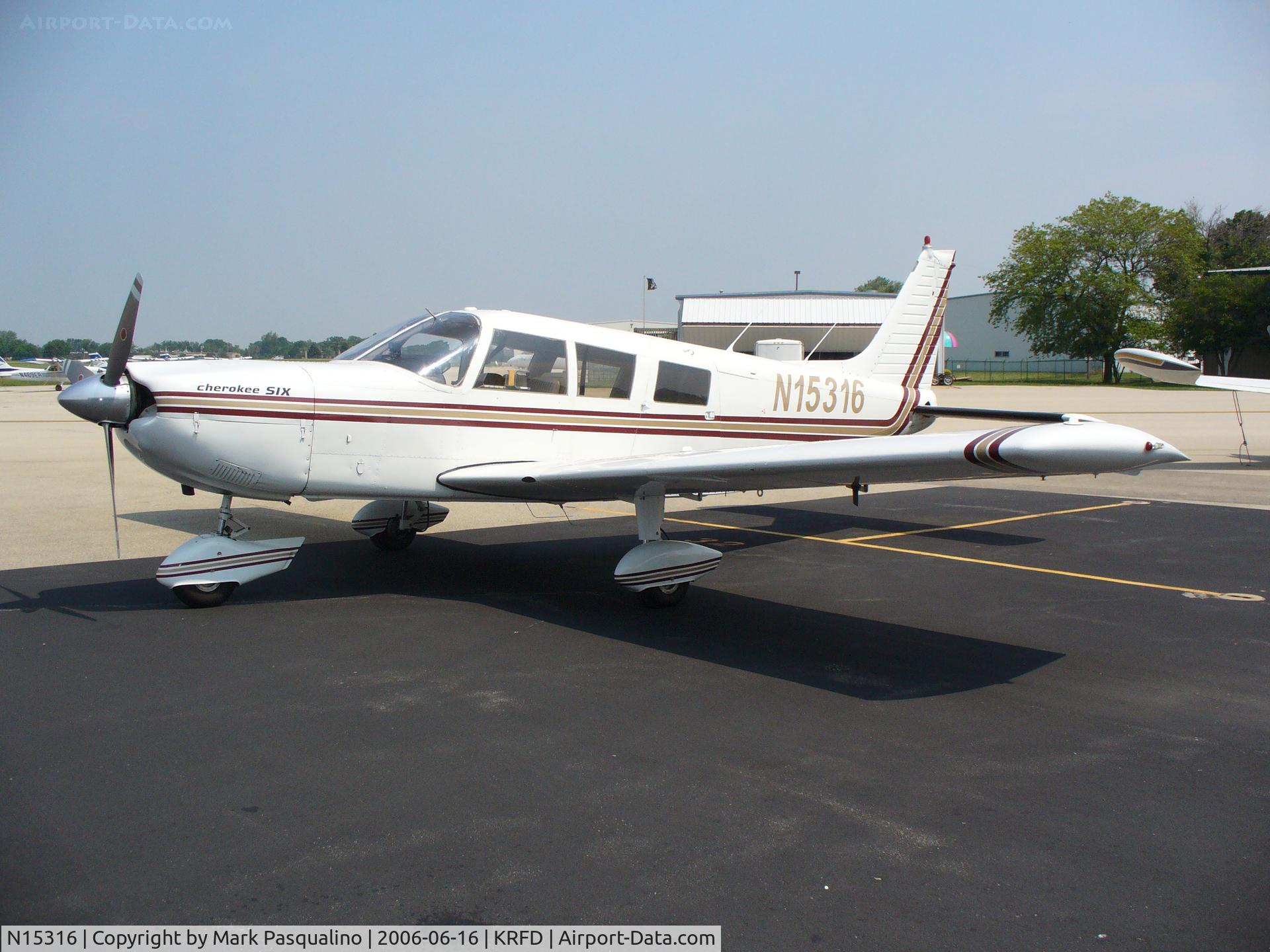 N15316, 1972 Piper PA-32-300 Cherokee Six C/N 32-7340036, PA-32-300