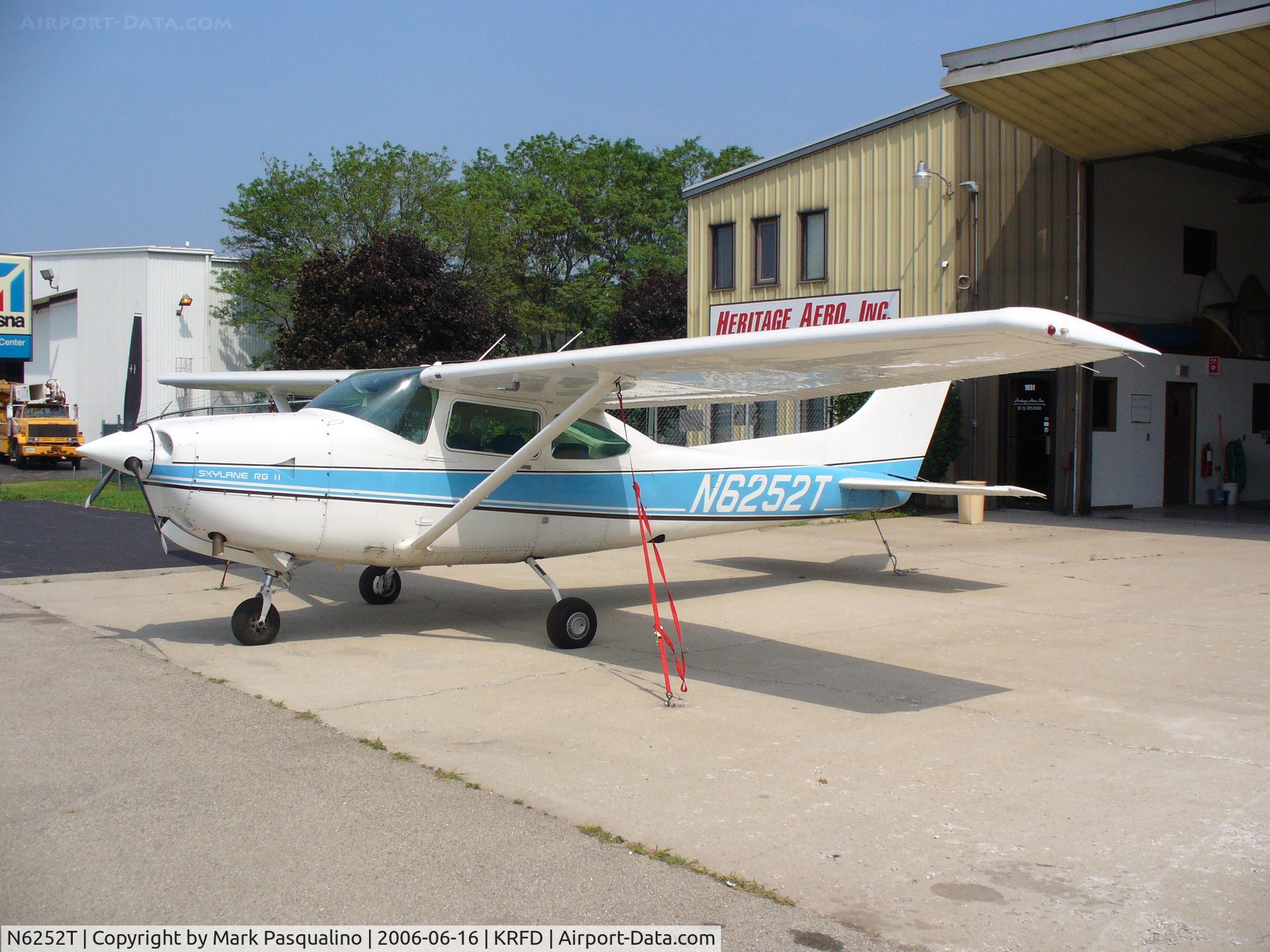 N6252T, 1983 Cessna TR182 Turbo Skylane RG C/N R18201947, Cessna 182RG