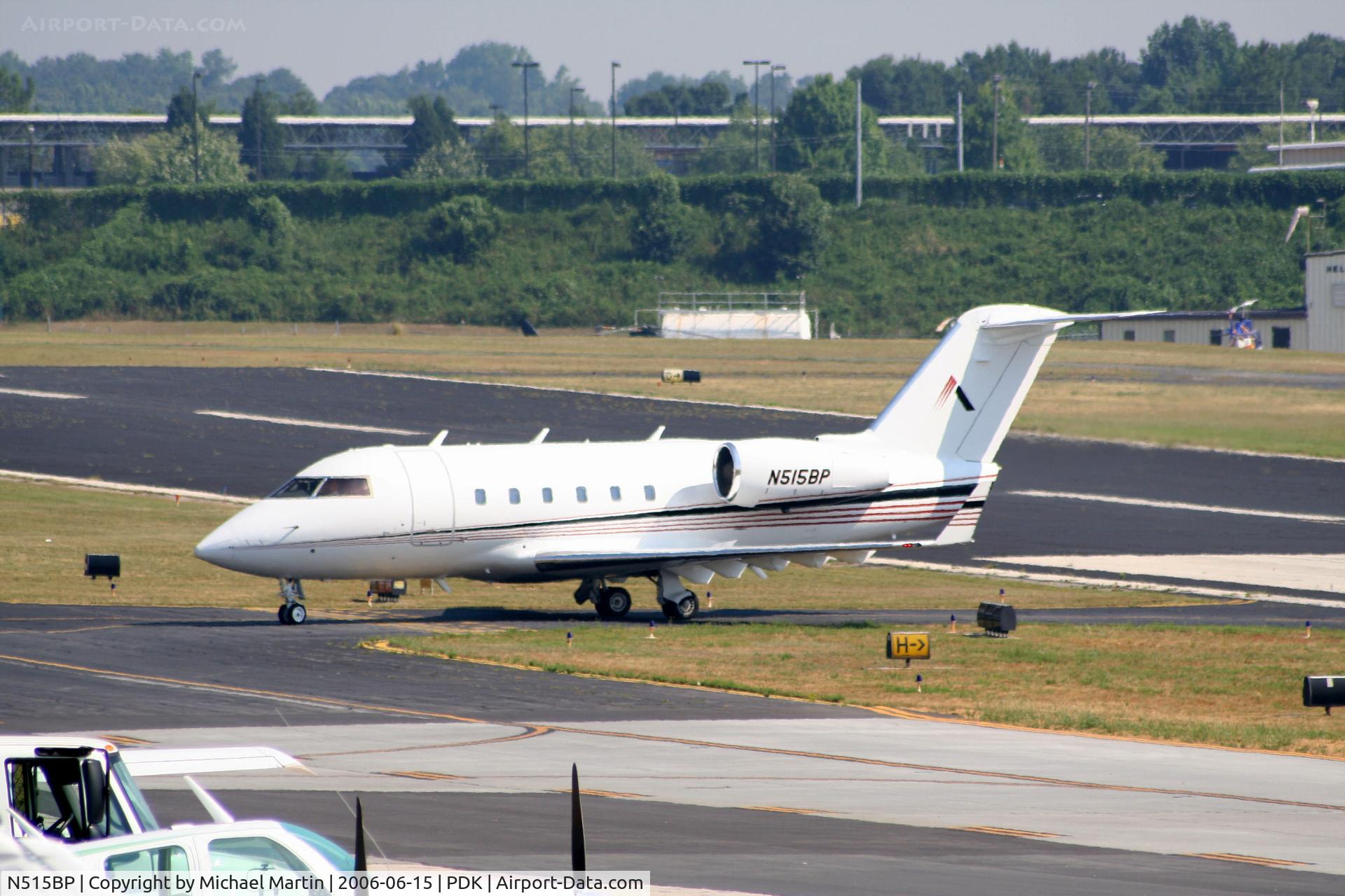 N515BP, 1980 Canadair Challenger CE-144 (CL-600-1A11) C/N 1006, Taxing to Epps Air Service
