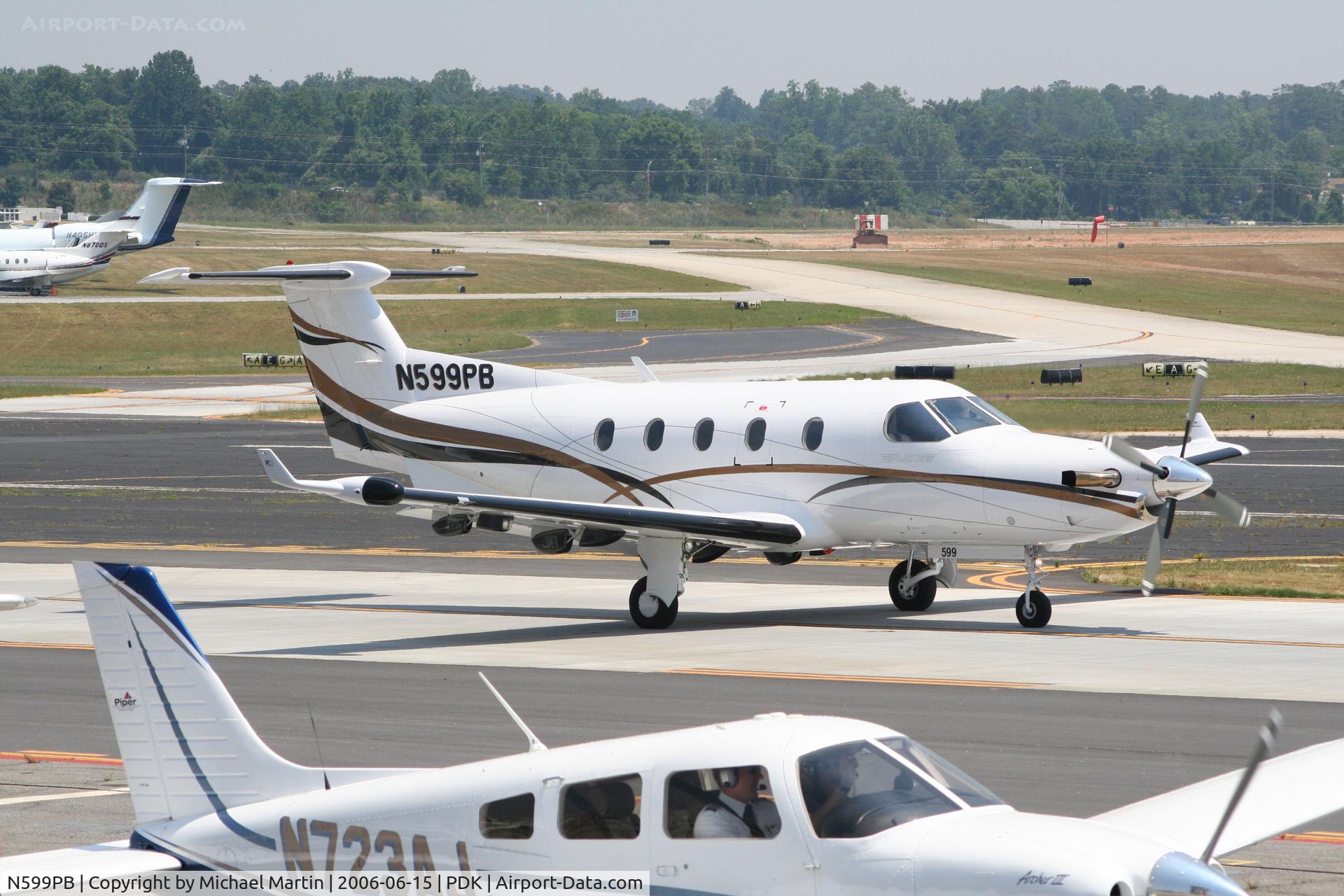 N599PB, 2004 Pilatus PC-12/45 C/N 599, Taxing from Epps Air Service