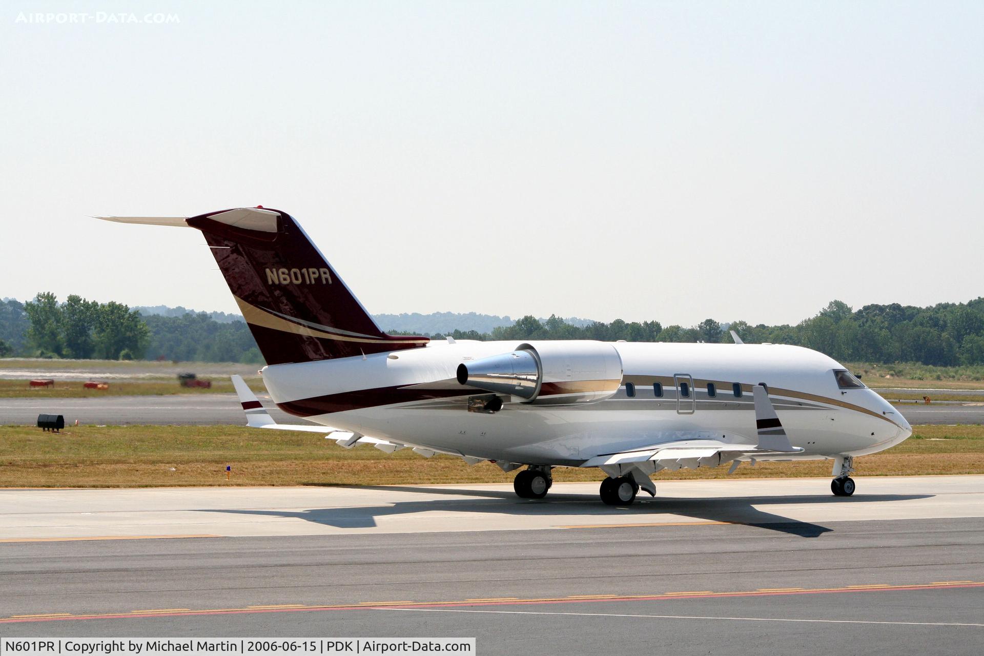 N601PR, 1985 Canadair CL-600-2A12 Challenger 601 C/N 3045, Taxing to Runway 20R