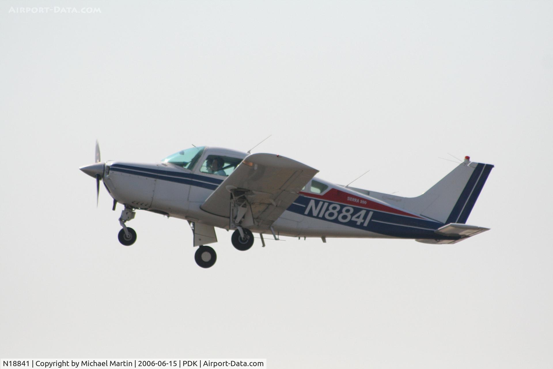 N18841, 1977 Beech C24R C/N MC-509, Departing Runway 20R