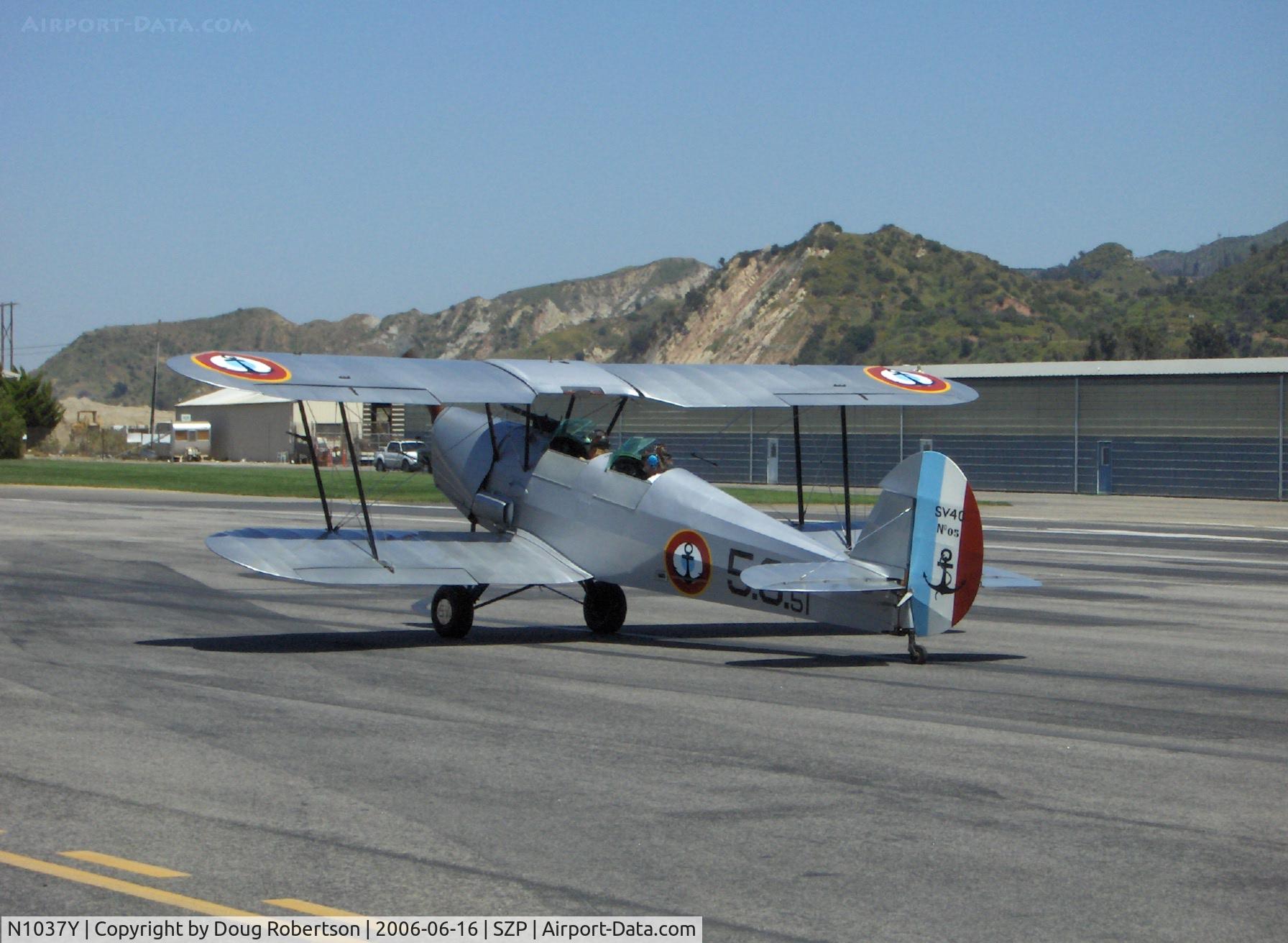 N1037Y, 1947 Stampe-Vertongen SV-4C C/N 1051, 1947 Societe Stampe et Renard S.V.4C, Renault H.P03 140 Hp, taxi to Runway 22