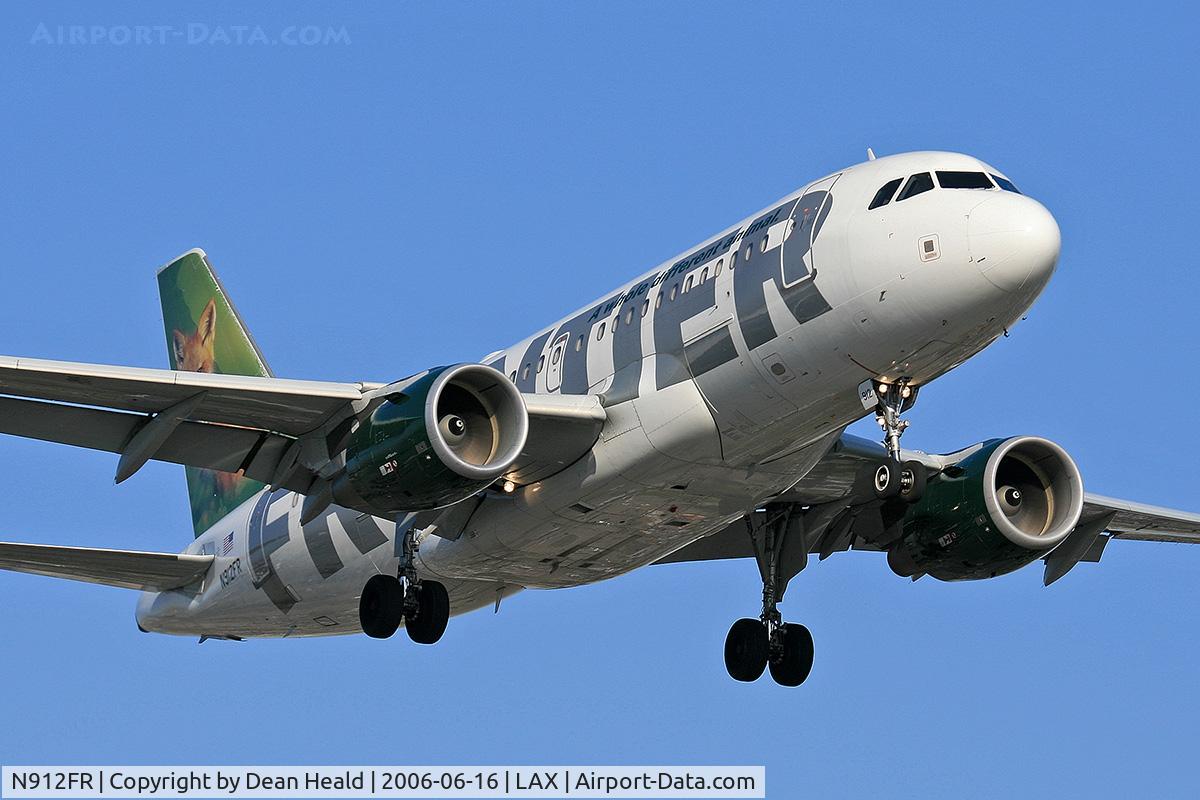 N912FR, 2002 Airbus A319-111 C/N 1803, Frontier Airlines N912FR (FLT FFT406) from Denver Int'l (KDEN) on final approach to RWY 24R.