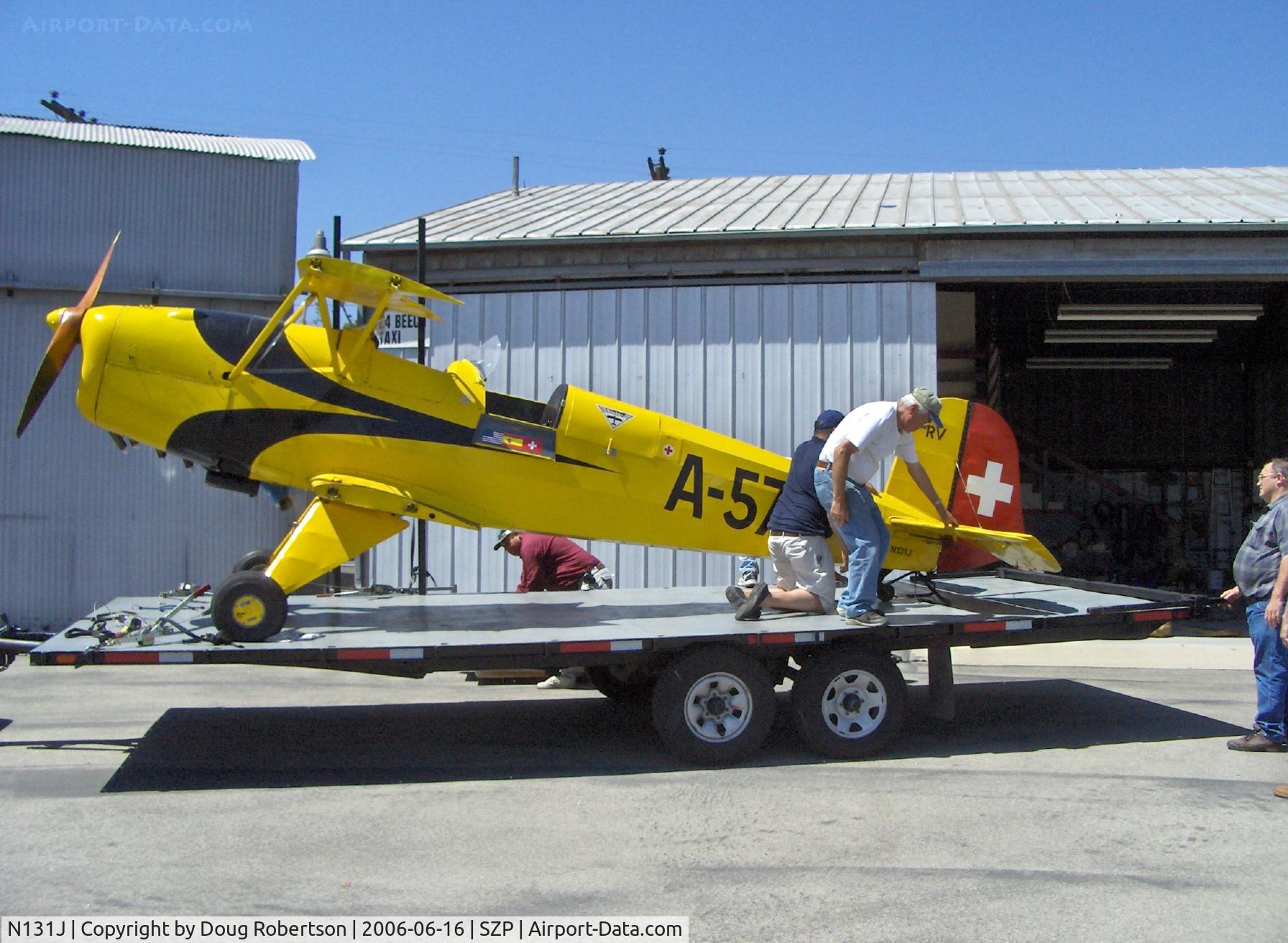 N131J, 1962 CASA 1-131 Jungmann C/N E3B-575, 1962 Bucker Jungmann C.A.S.A. 1.131, unloading sequence 2