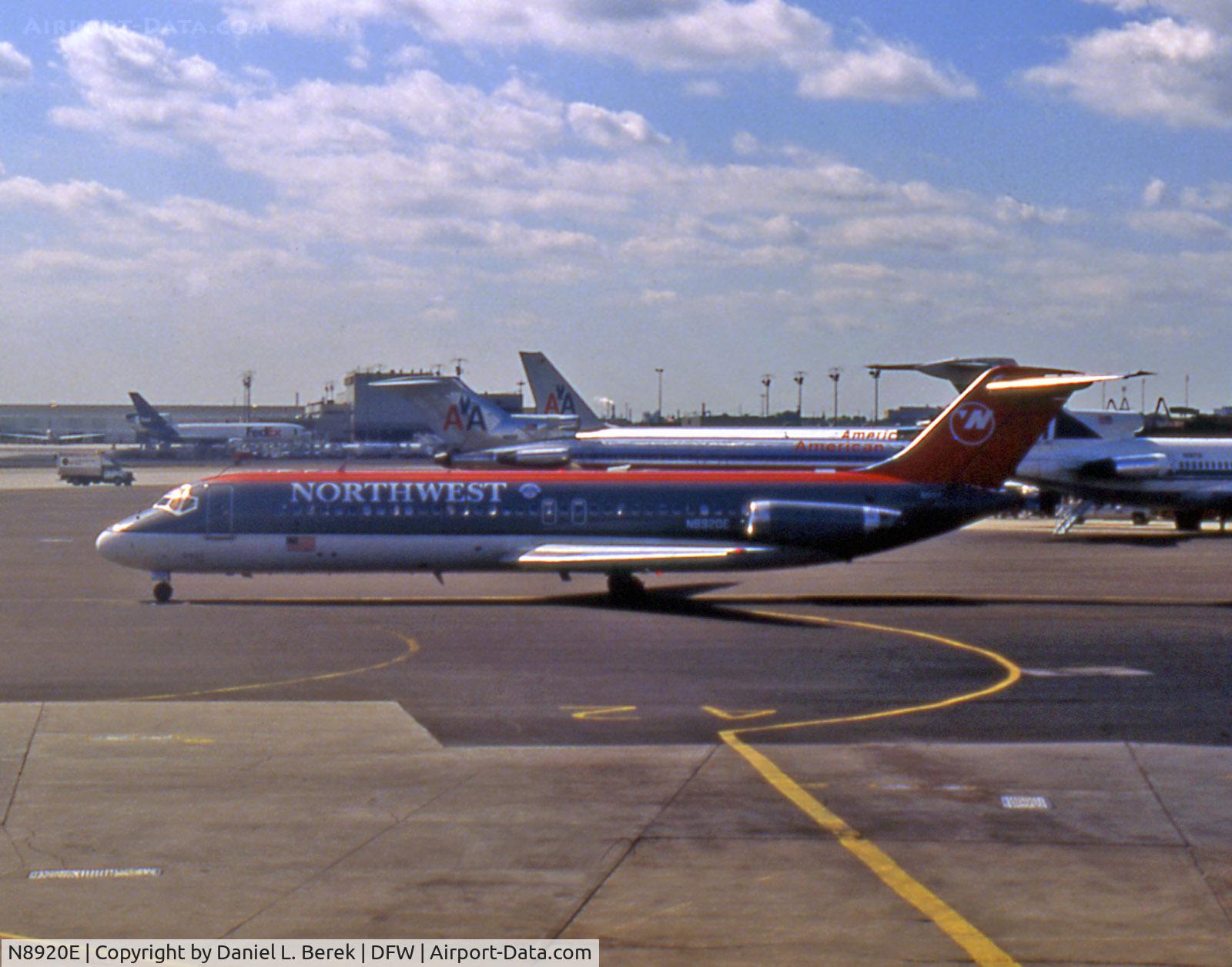 N8920E, 1967 Douglas DC-9-31 C/N 45835, Even 10 years after this photo was taken, in 1995, this old workhorse would be going strong.