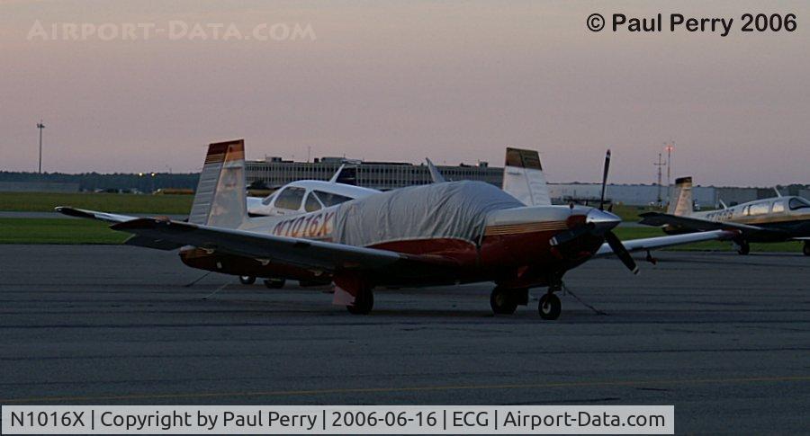 N1016X, 2000 Mooney M20M Bravo C/N 27-0292, Mooney in for an overnighter
