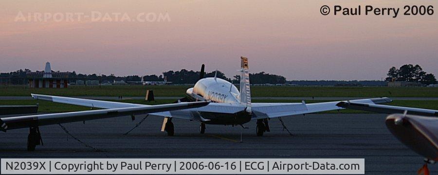 N2039X, 1996 Mooney M20M Bravo C/N 27-0224, Looking out to the parked C-130s