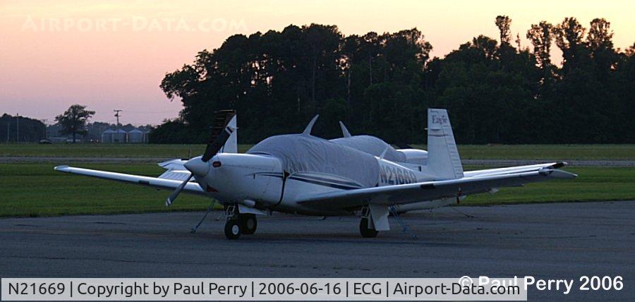 N21669, 1999 Mooney M20S Eagle C/N 30-0008, Many Mooneys in for the Safety Weekend at Elizabeth City
