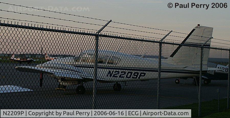 N2209P, 1967 Piper PA-23-250 C/N 27-3788, As you can see, I have no problem with shooting a fence