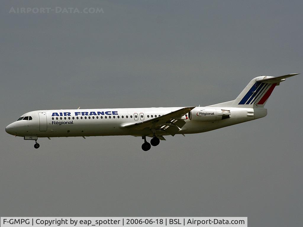 F-GMPG, 1991 Fokker 100 (F-28-0100) C/N 11362, Air France AF3284 on final for runway 34