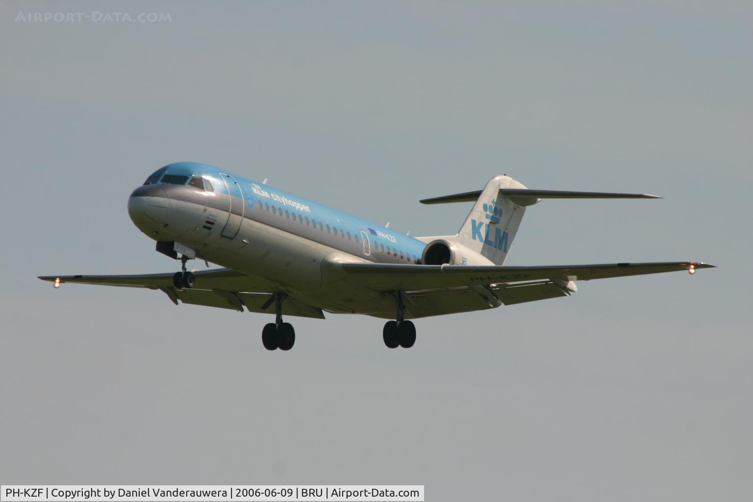 PH-KZF, 1996 Fokker 70 (F-28-0070) C/N 11577, arrival of flight KL1723