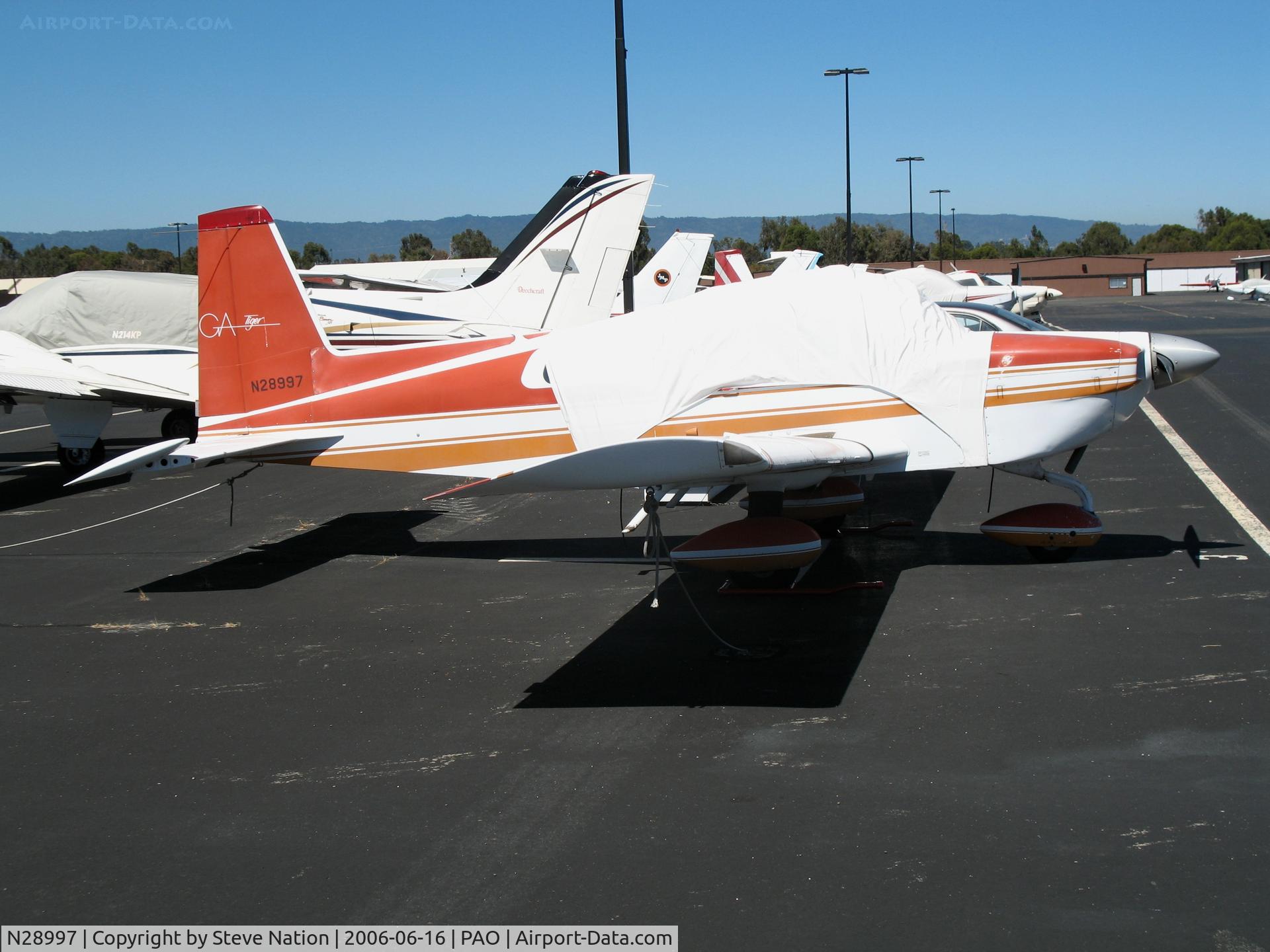 N28997, 1978 Gulfstream American Corp AA-5B C/N AA5B0931, 1978 Grumman American AA-5B with cockpit covered @ Palo Alto Airport, CA