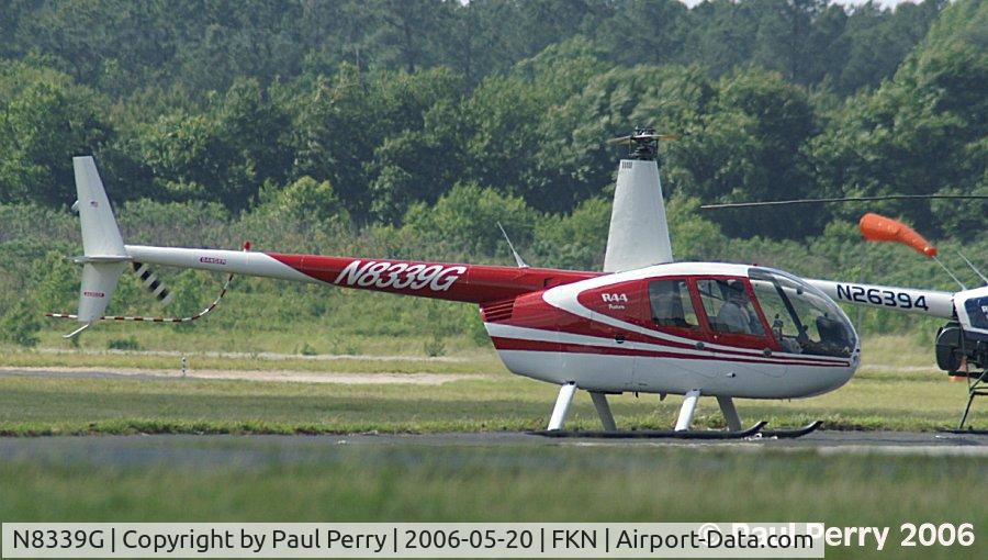 N8339G, 1996 Robinson R44 C/N 0243, Winding her up before take-off