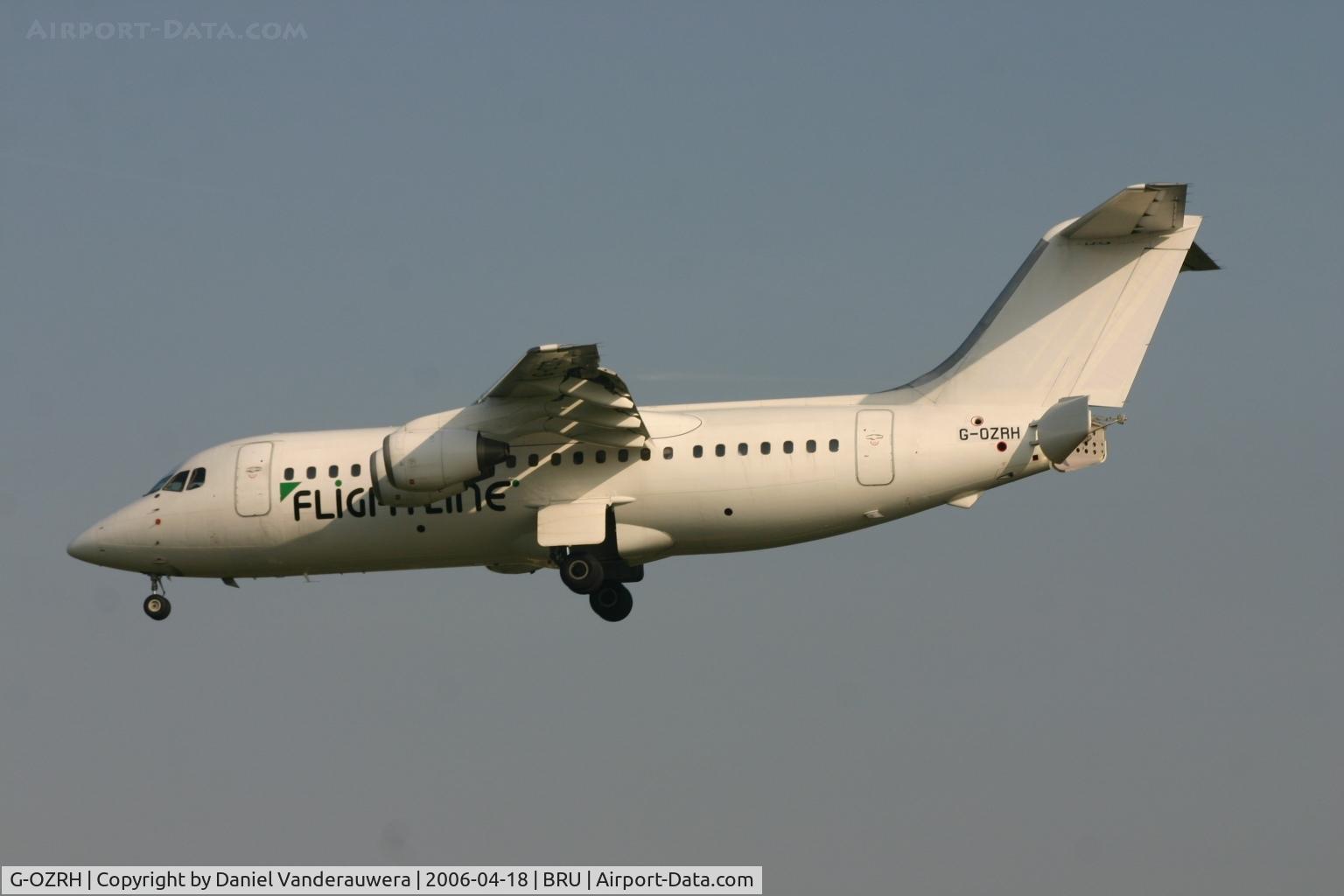 G-OZRH, 1985 British Aerospace BAe.146-200 C/N E2047, short to land on rwy 25L