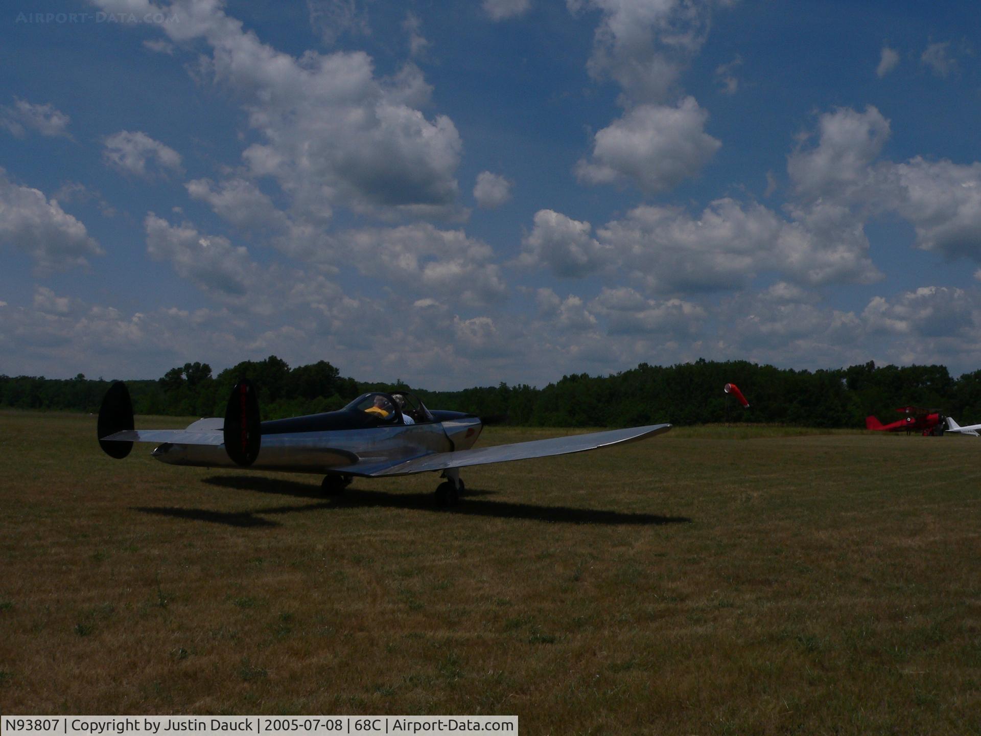 N93807, 1946 Erco 415C Ercoupe C/N 1130, 1946 415-C taxiing to the active runway at Central County Airport