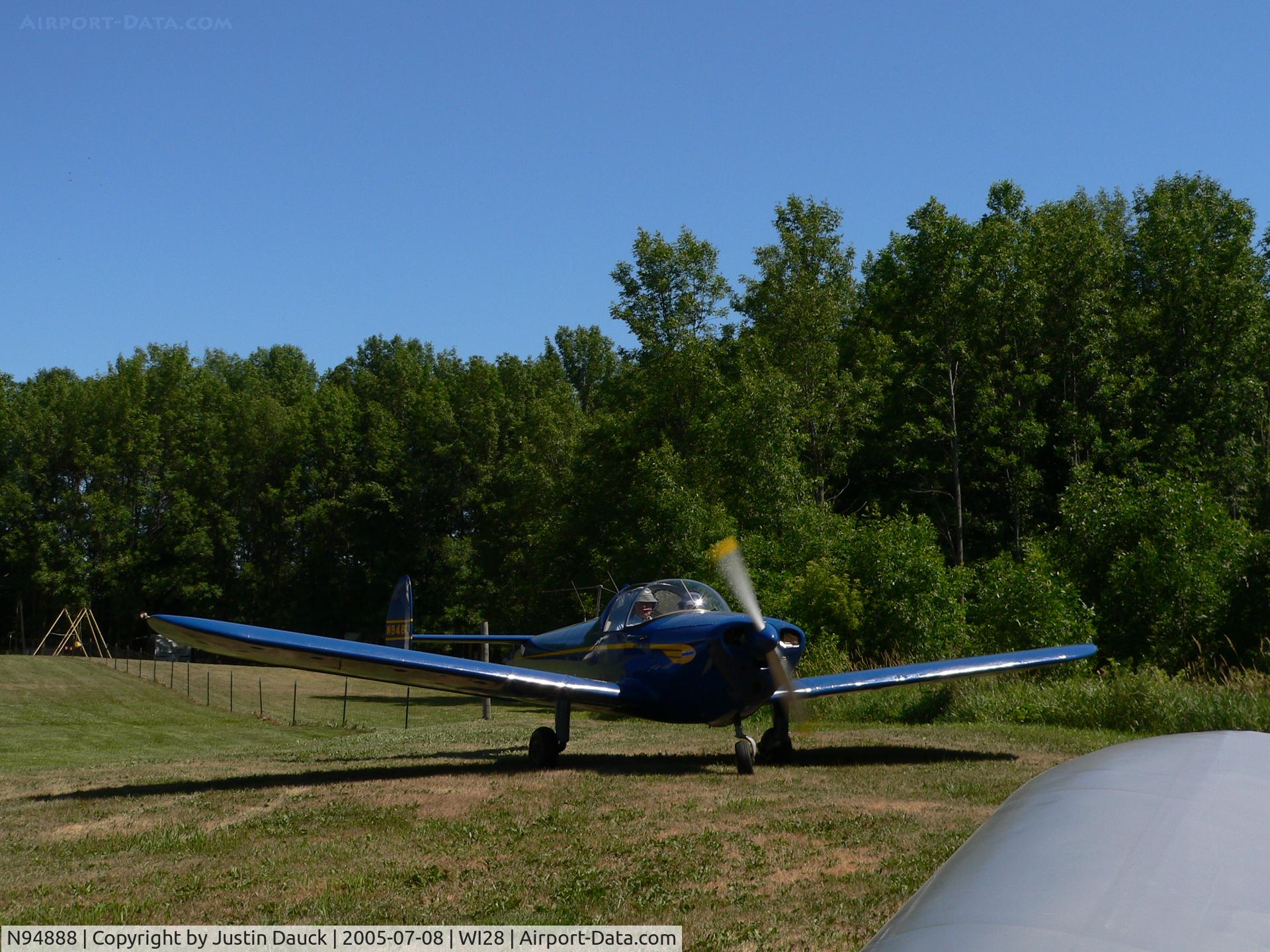 N94888, 1949 Erco 415G Ercoupe C/N 5016, 1949 415-G ready for takeoff of runway 25 at Rio Creek Airport