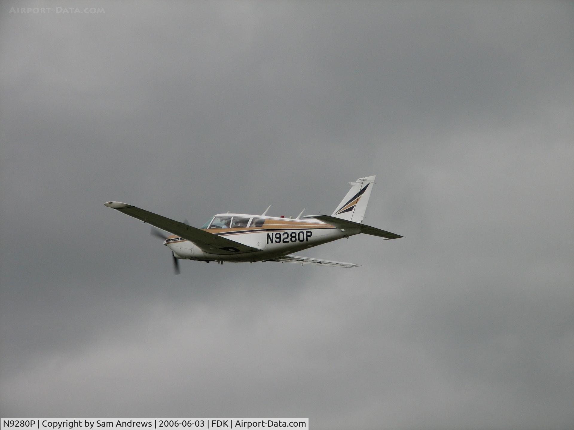 N9280P, 1967 Piper PA-24-260 Comanche C/N 24-4708, Wheels up!  Look at the sky!