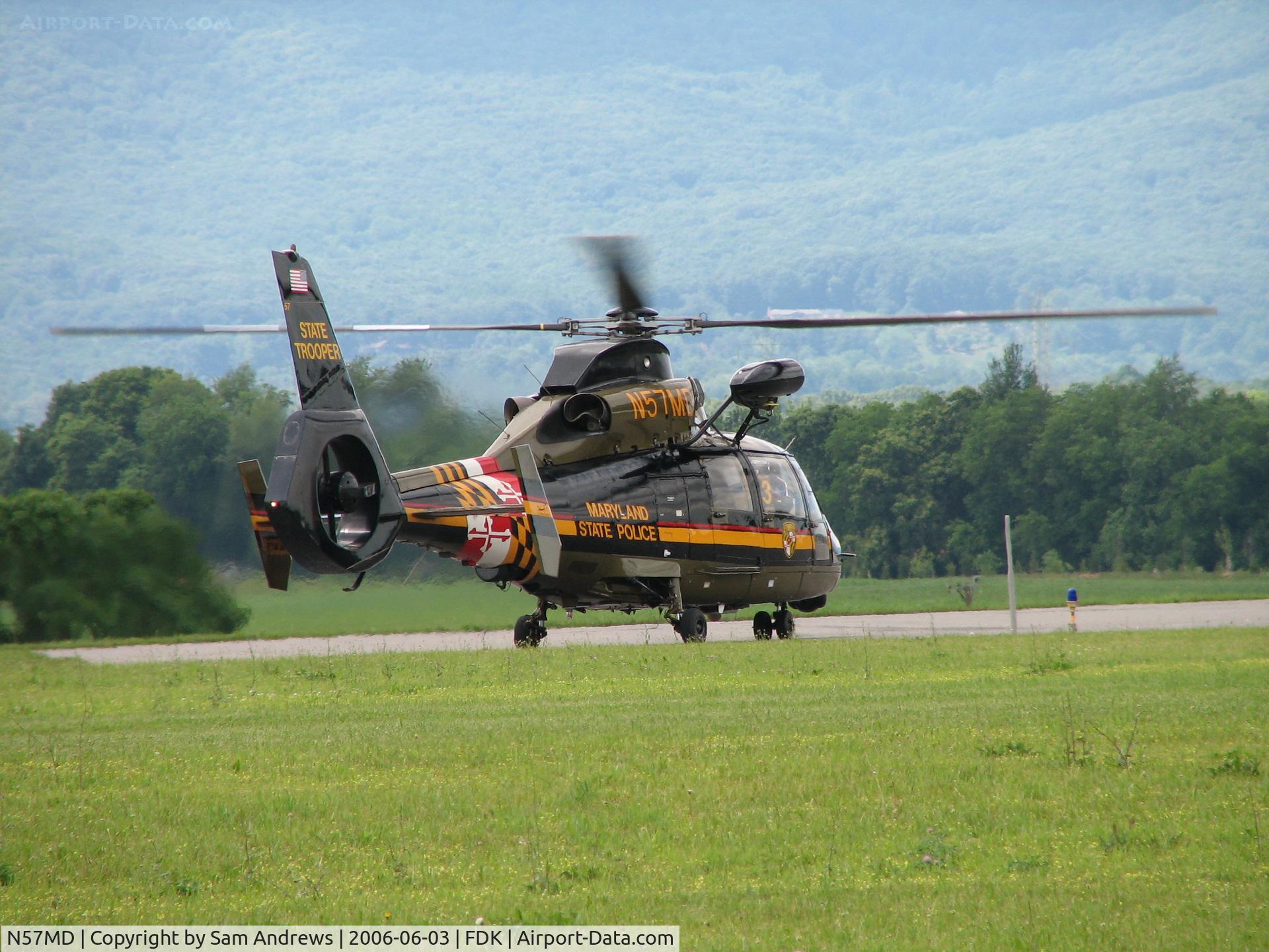 N57MD, 1988 Aerospatiale SA-365N-1 Dauphin 2 C/N 6252, Revving up for takeoff.