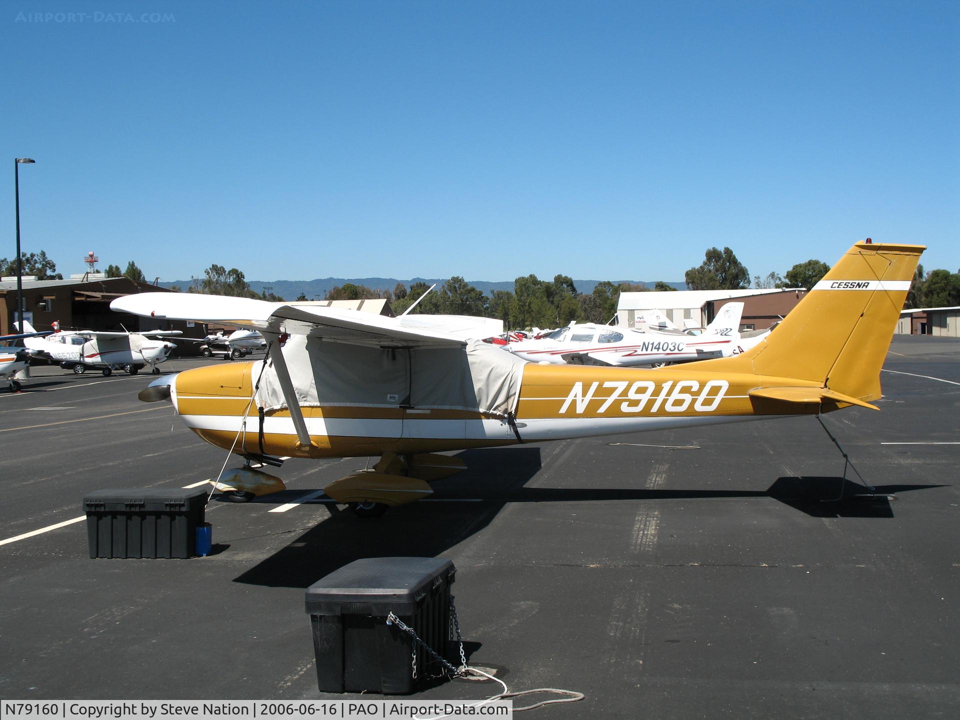 N79160, 1969 Cessna 172K Skyhawk C/N 17257925, 1969 Cessna 172K @ Palo Alto Airport, CA