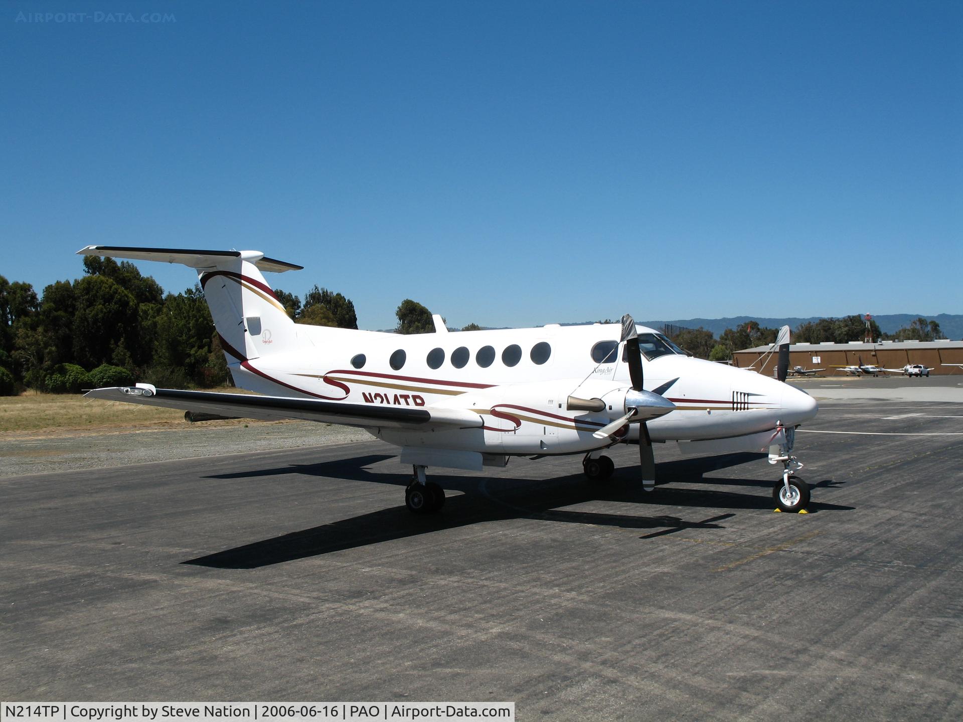 N214TP, 2004 Raytheon B200 King Air C/N BB-1855, Platinum Aviation 2004 Raytheon B200 King Air @ Palo Alto Airport, CA