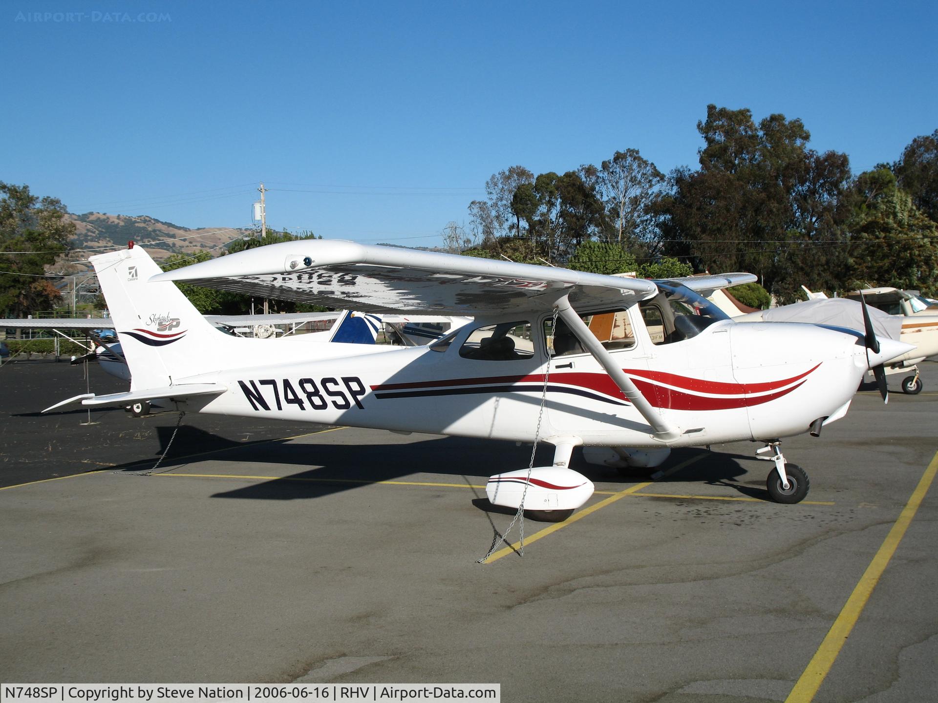 N748SP, 2000 Cessna 172S C/N 172S8682, International Aviation 2000 Cessna 172S @ Reid-Hillview Airport, San Jose, CA