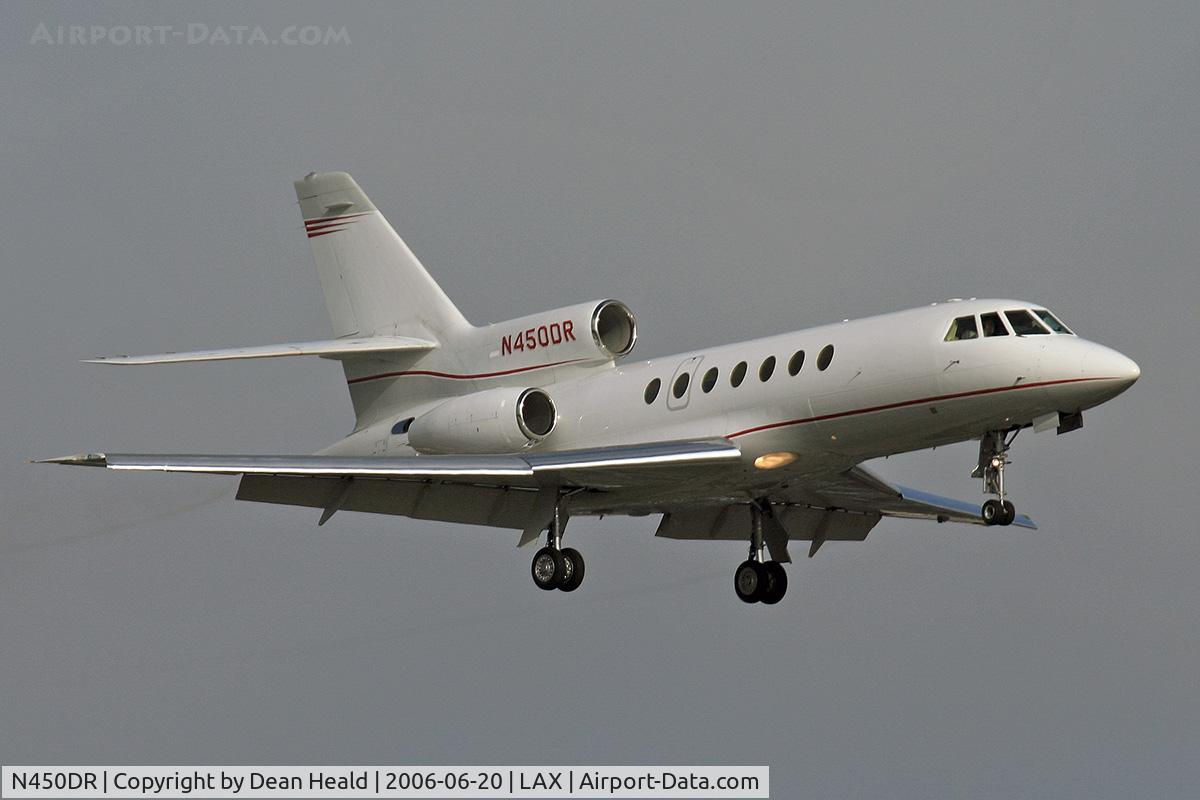 N450DR, 1982 Dassault Falcon 50 C/N 113, Nextflight Aviation N450DR (FLT NXF45) from Sacramento Mather (KMHR) on final approach to RWY 24R.