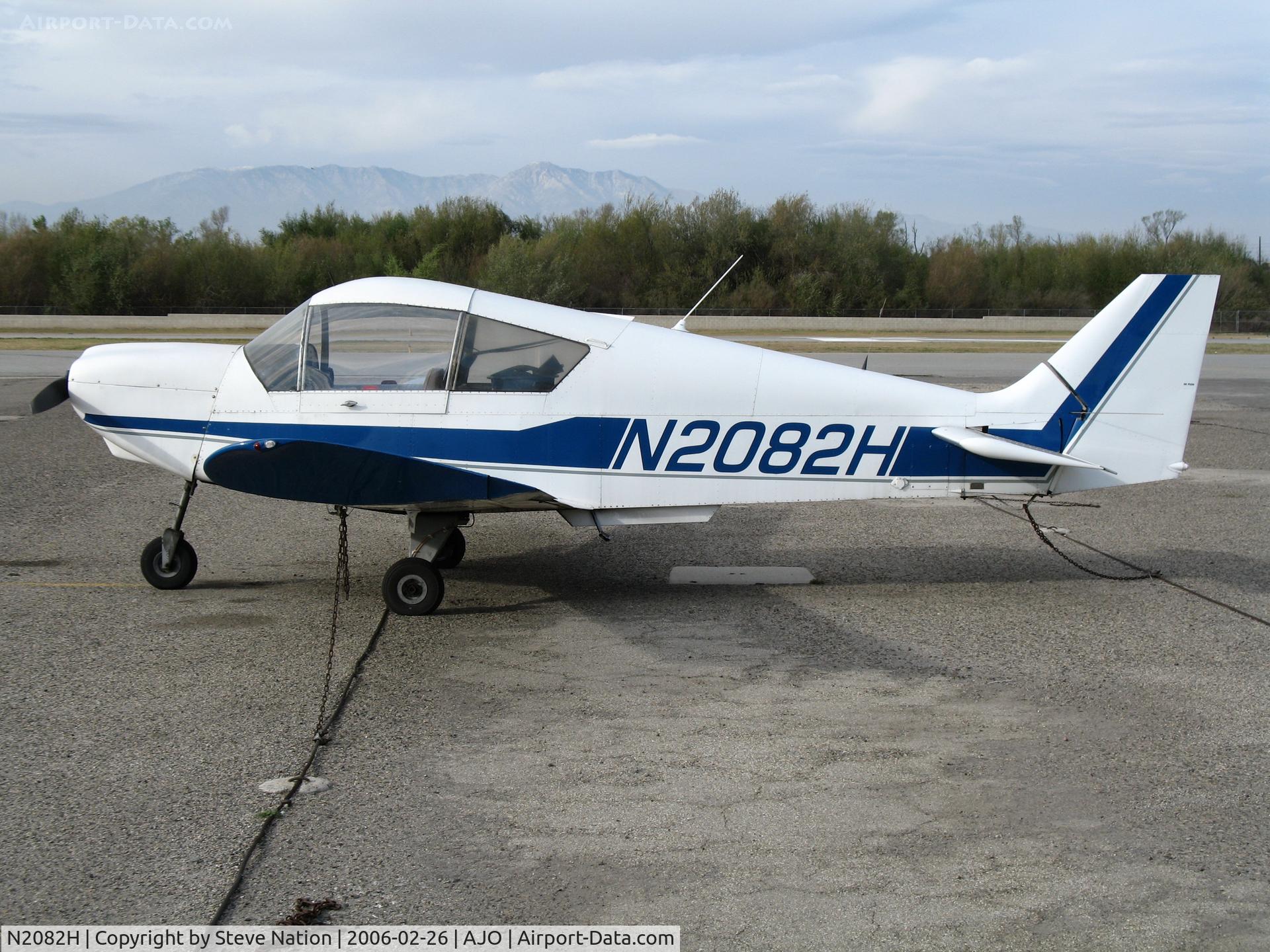 N2082H, 2000 AMD CH-2000 Alarus C/N 20-0045, 2000 Aircraft Manufacturing & Development CH 2000 @ Corona Municipal Airport, CA