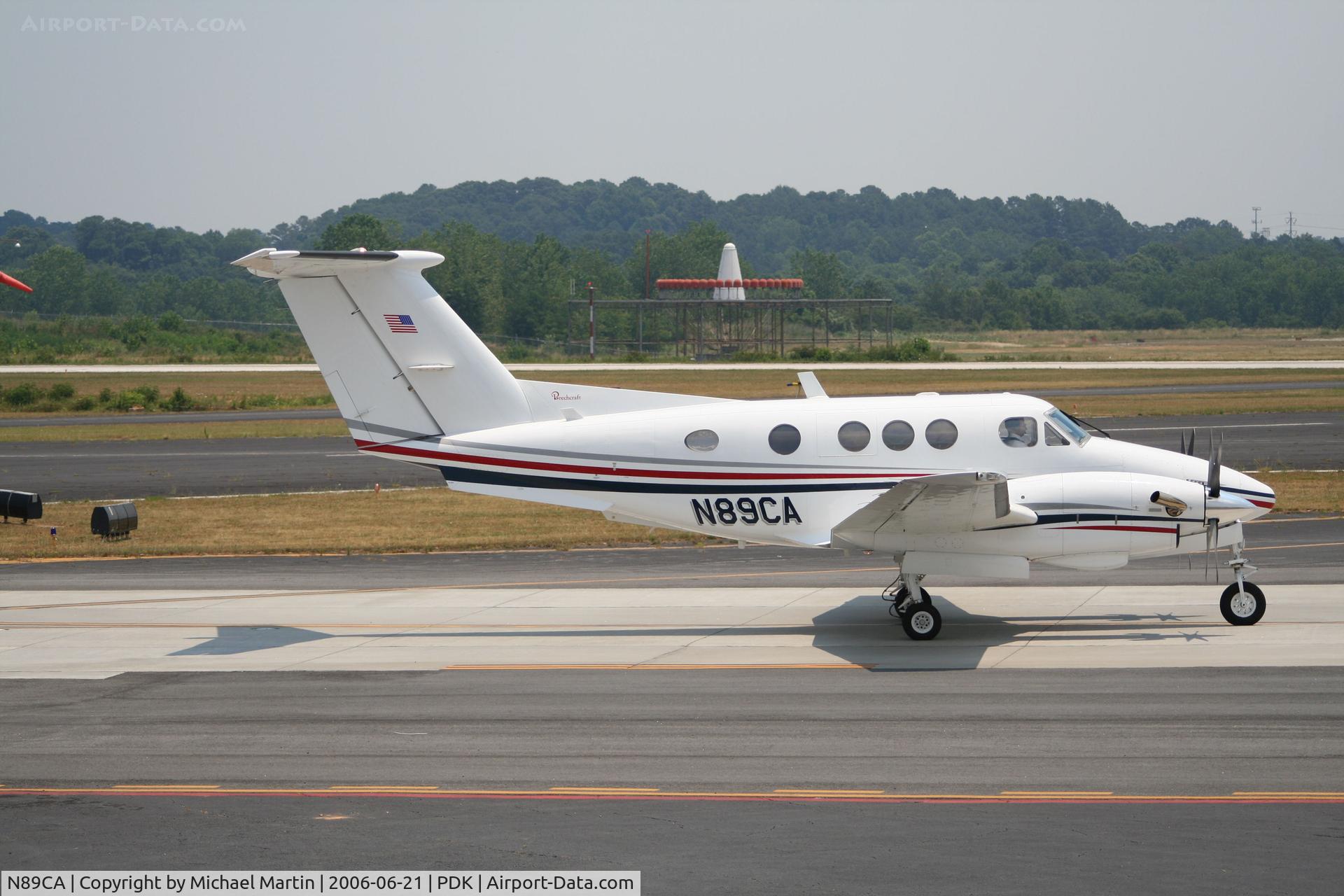 N89CA, 1981 Beech F90 King Air C/N LA-152, Taxing to Runway 20R
