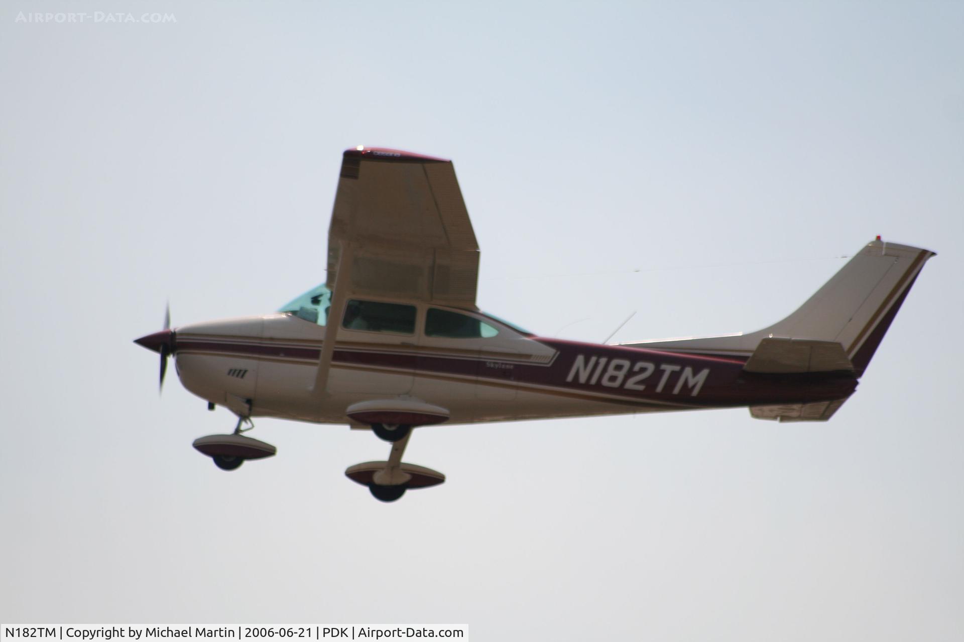 N182TM, 1973 Cessna 182P Skylane C/N 18262029, In flight after leaving PDK