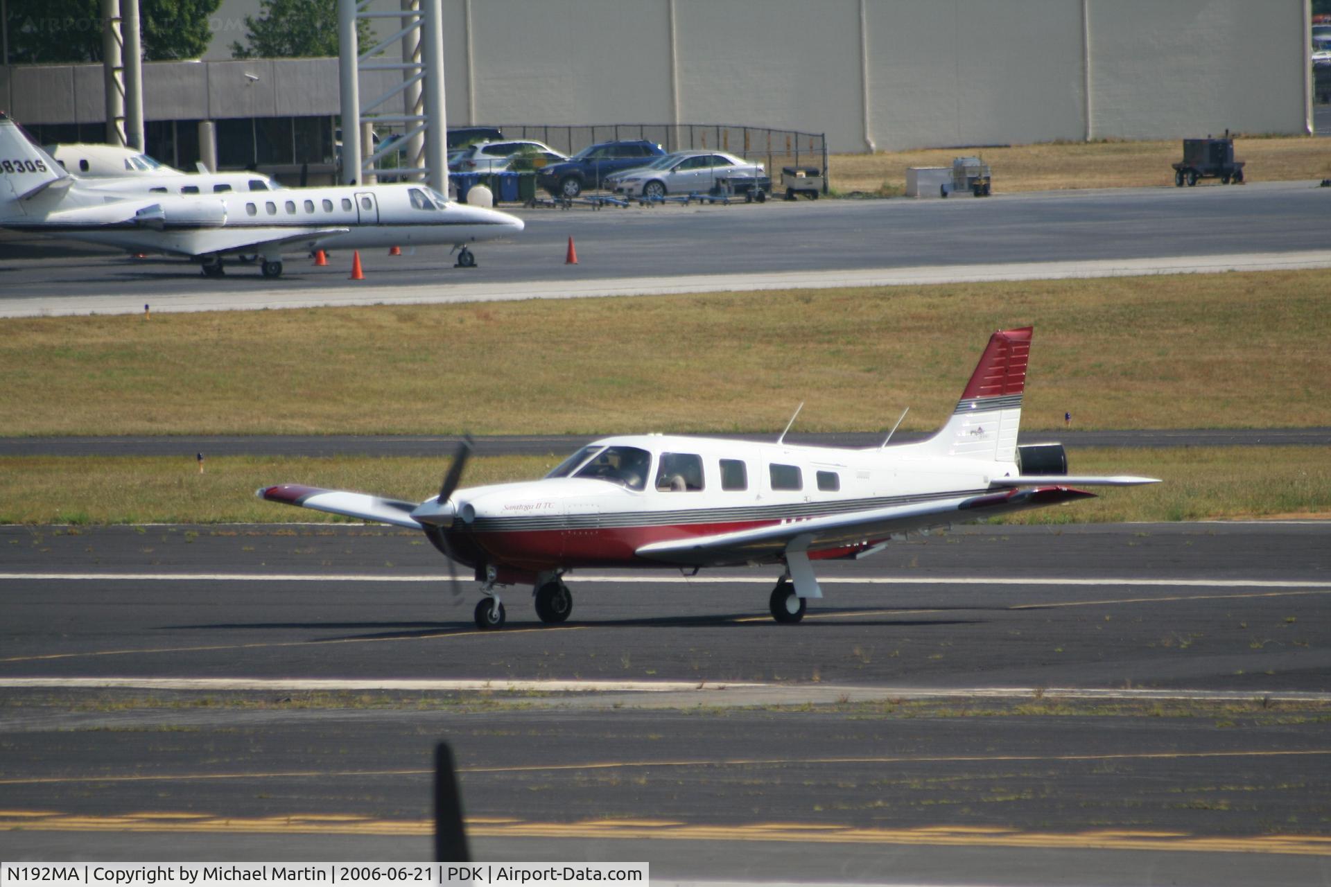 N192MA, 2000 Piper PA-32R-301T Turbo Saratoga C/N 3257192, Taxing to Epps Air Service