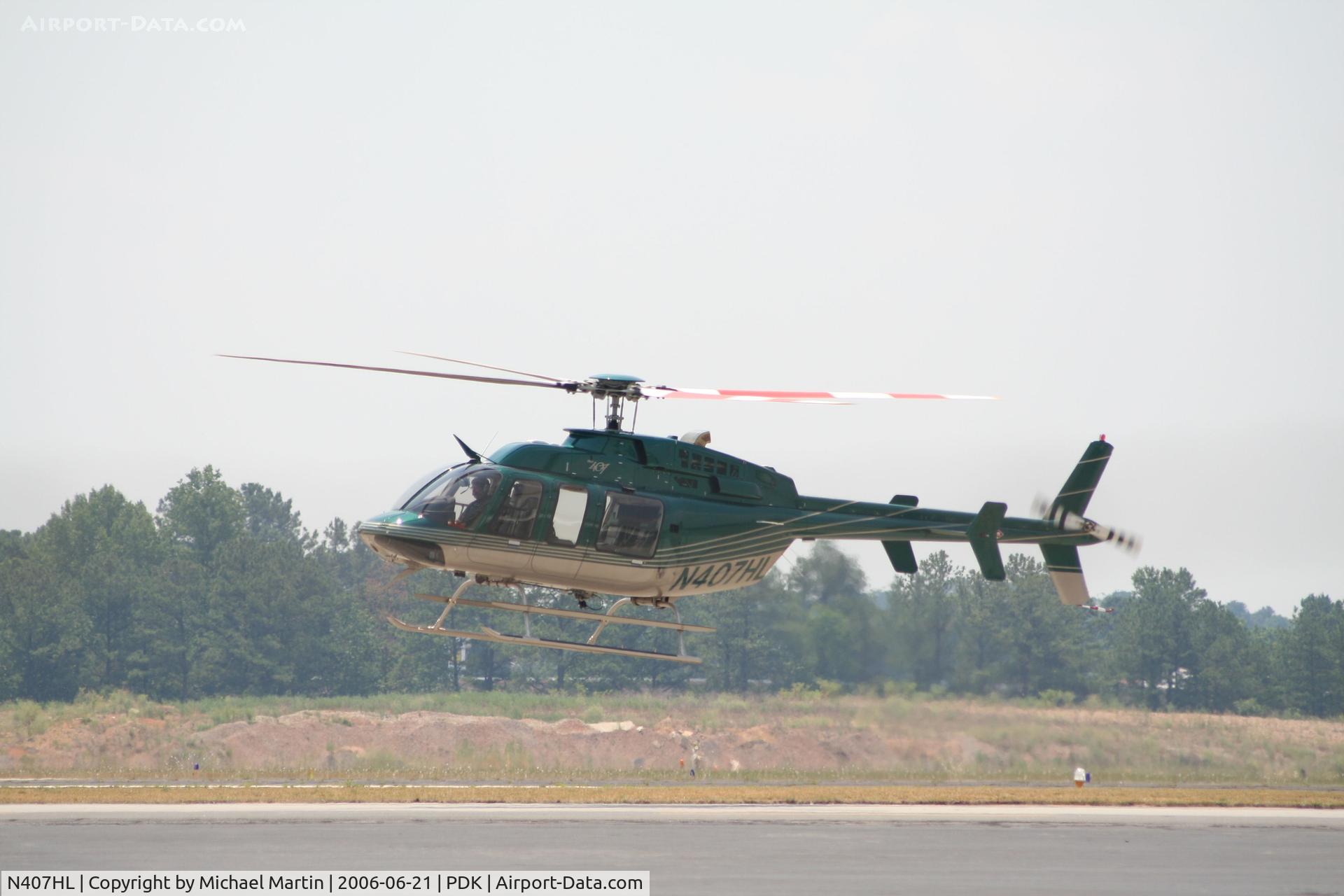N407HL, Bell 407 C/N 53869, Landing at Mercury Air Center