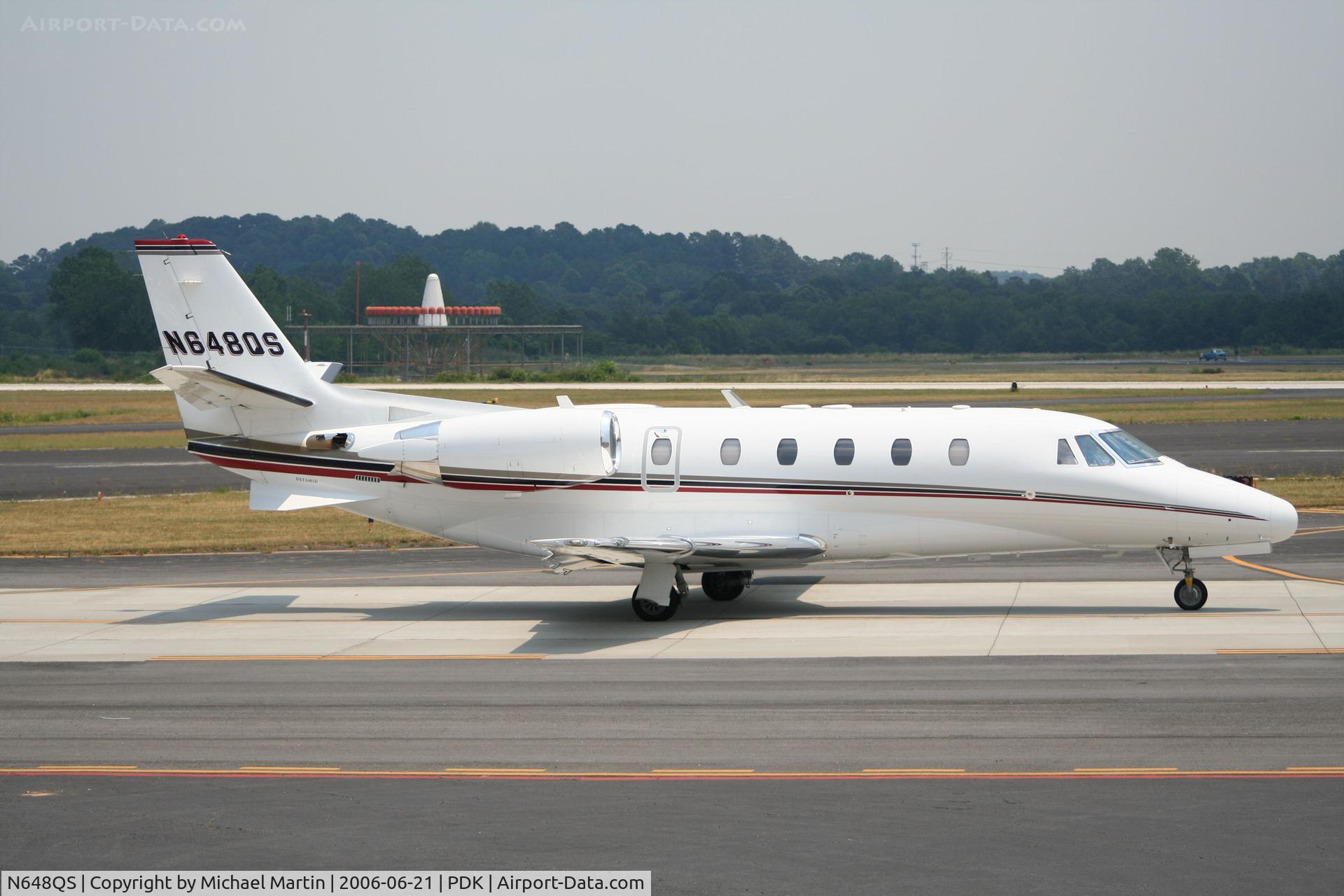 N648QS, 2005 Cessna 560XL Citation XLS C/N 560-5574, Taxing to Runway 20R