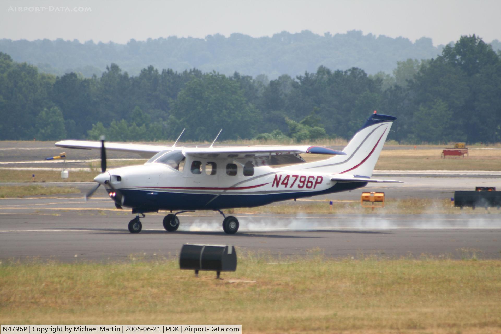 N4796P, 1978 Cessna P210N Pressurised Centurion C/N P21000110, Smoking Tires 2R  Picture 3  Rapid Fire On Camera!