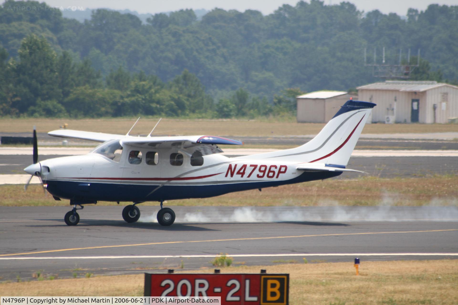 N4796P, 1978 Cessna P210N Pressurised Centurion C/N P21000110, Smoking Tires 2R  Picture 4  Rapid Fire On Camera!