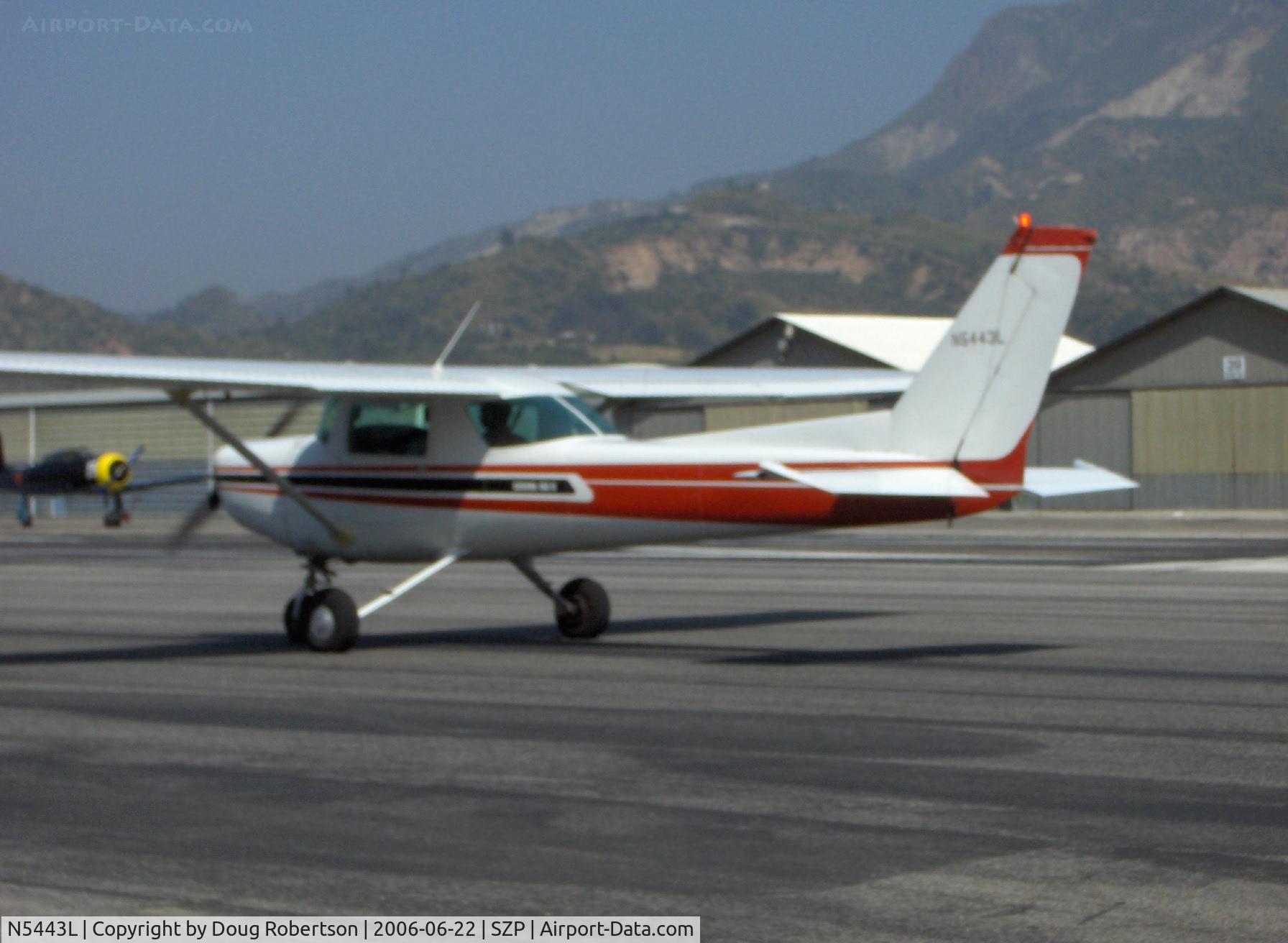 N5443L, 1980 Cessna 152 C/N 15284315, 1980 Cessna 152, Lycoming O-236-L2C 110 Hp, taxi to Runway 22