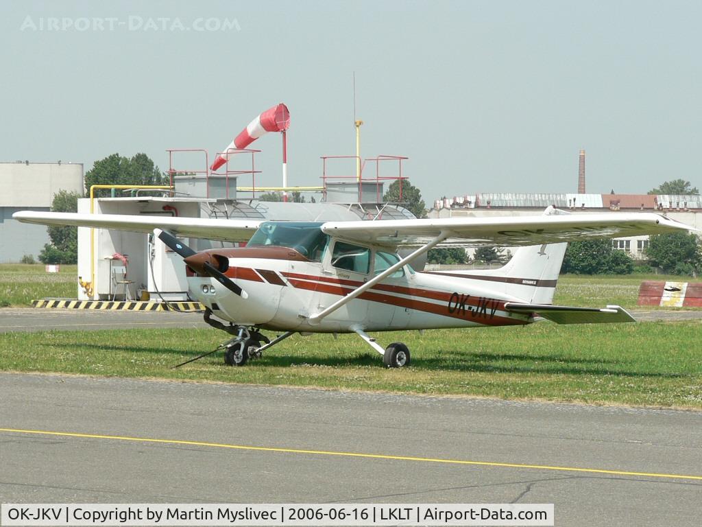 OK-JKV, 1979 Cessna 172N C/N 17272765, Cessna 172N Skyhawk 100 II